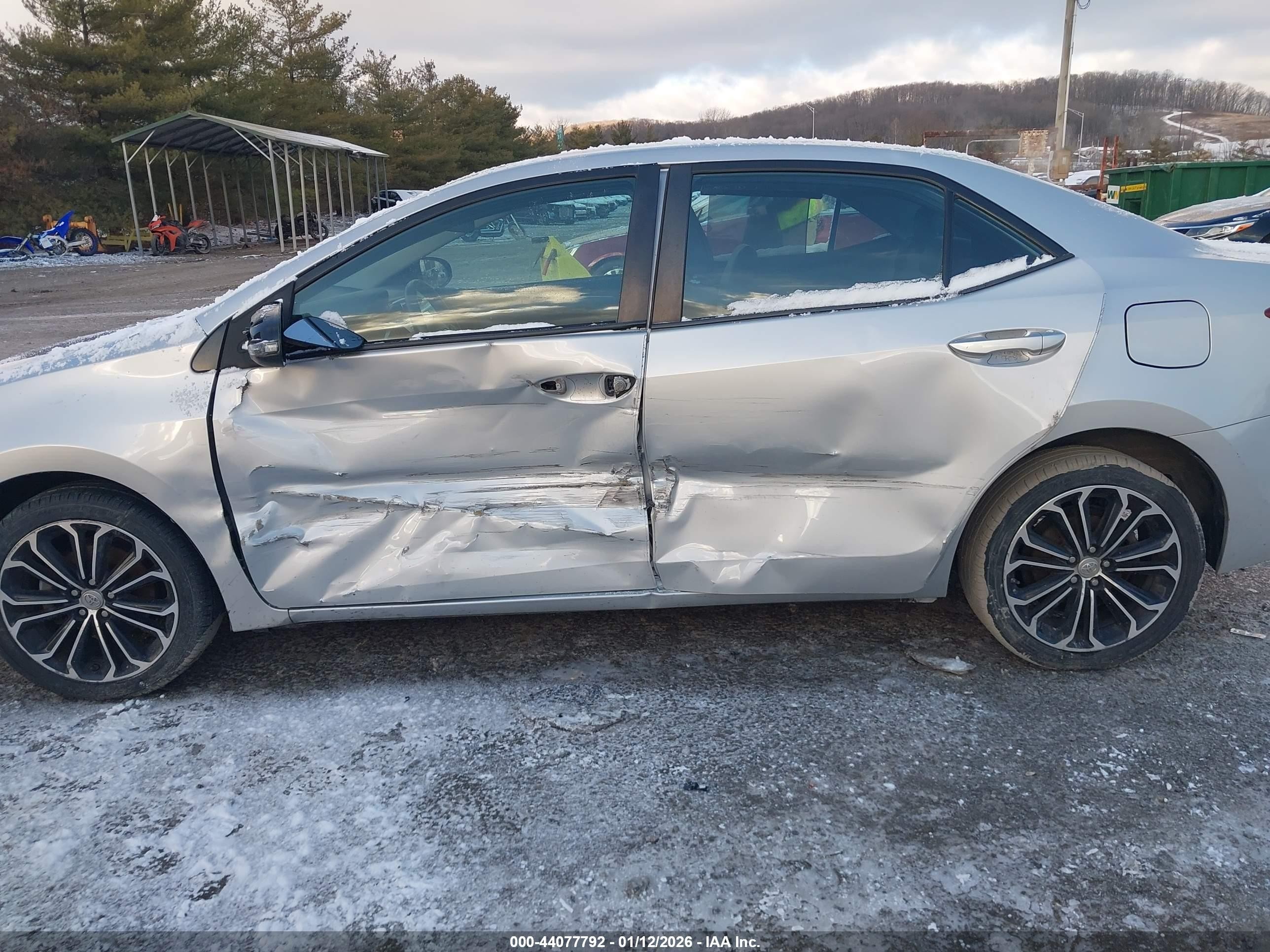 2014 Toyota Corolla S Plus Серебряный vin: 2T1BURHE1EC158328