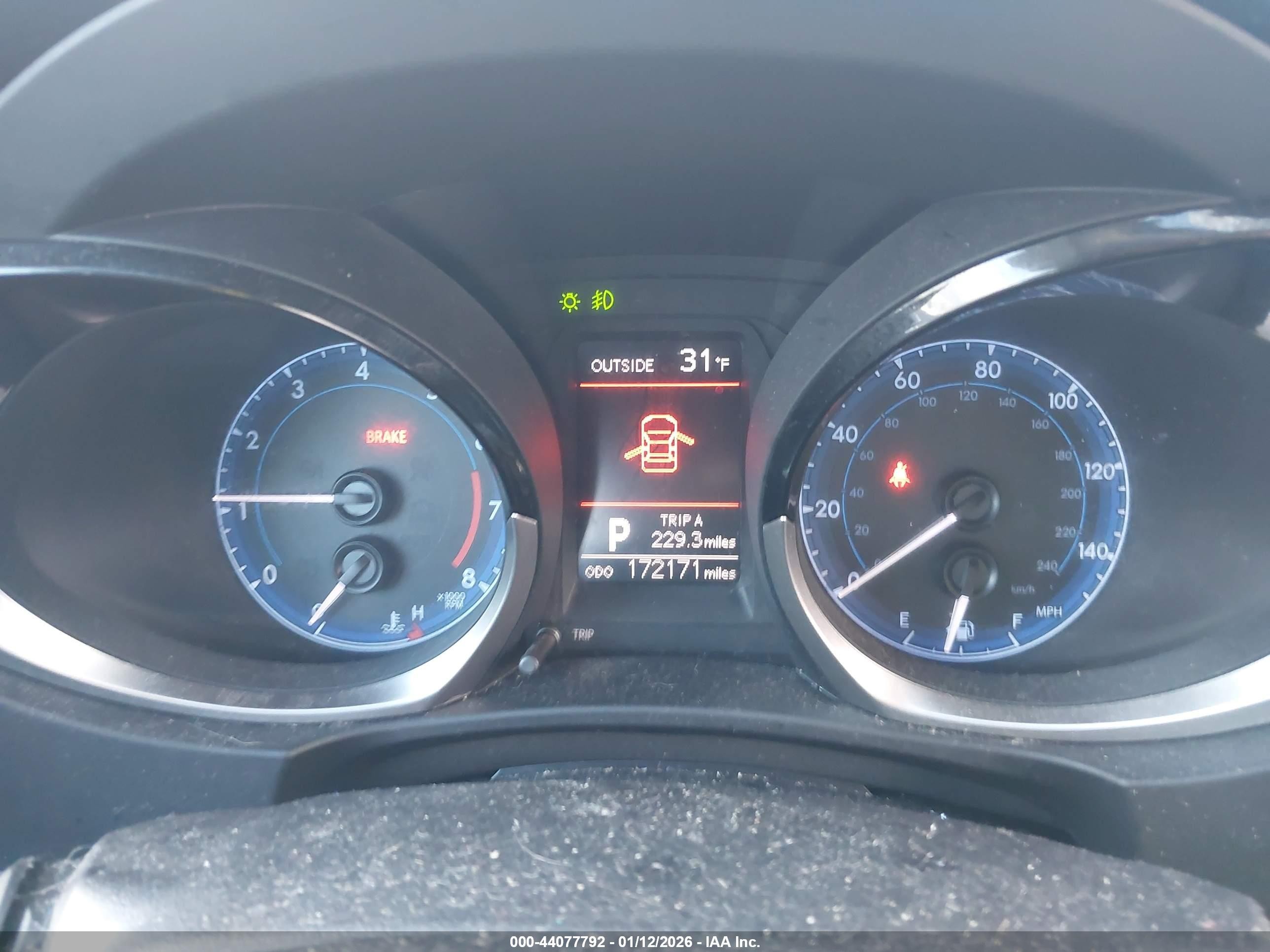 2014 Toyota Corolla S Plus Серебряный vin: 2T1BURHE1EC158328