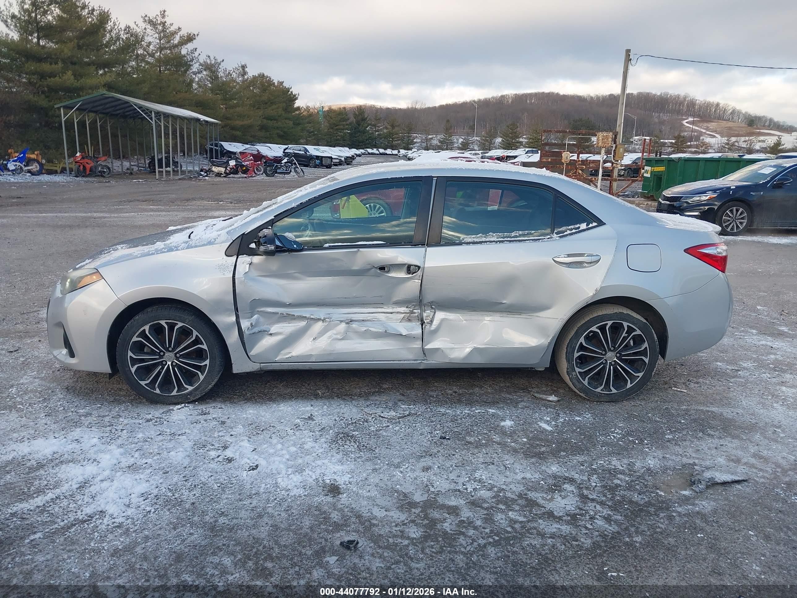 2014 Toyota Corolla S Plus Серебряный vin: 2T1BURHE1EC158328