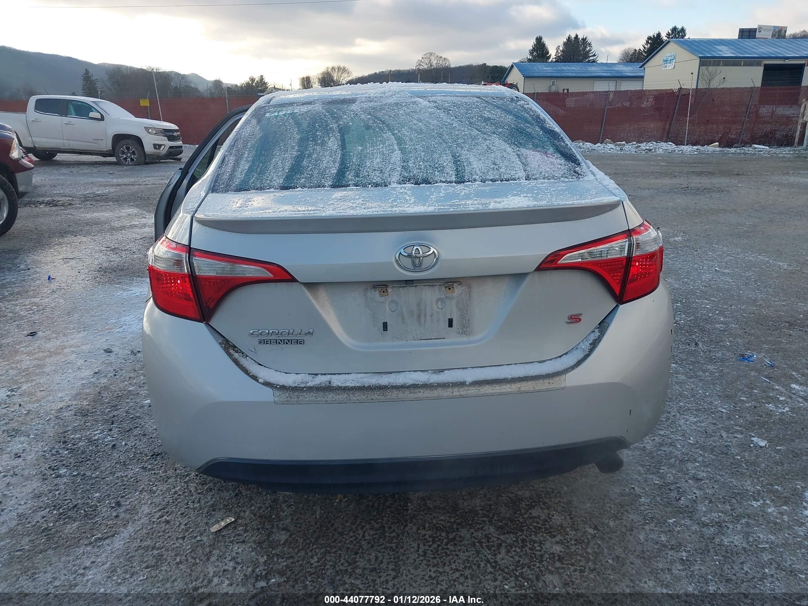 2014 Toyota Corolla S Plus Серебряный vin: 2T1BURHE1EC158328