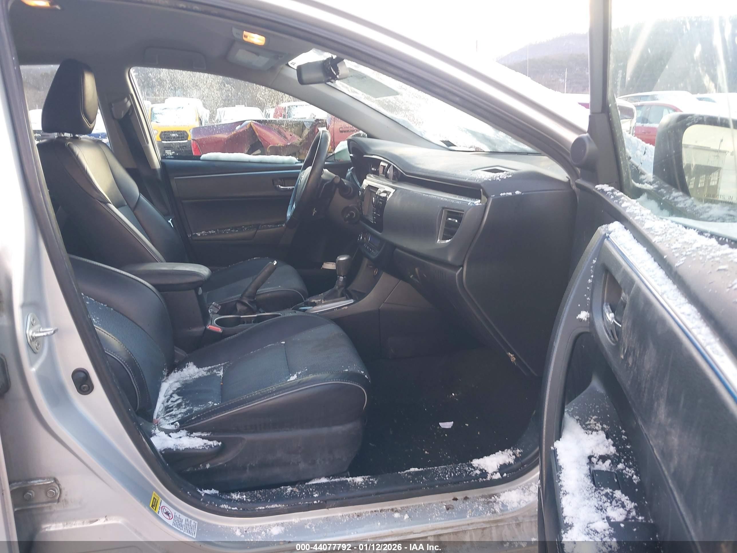 2014 Toyota Corolla S Plus Серебряный vin: 2T1BURHE1EC158328