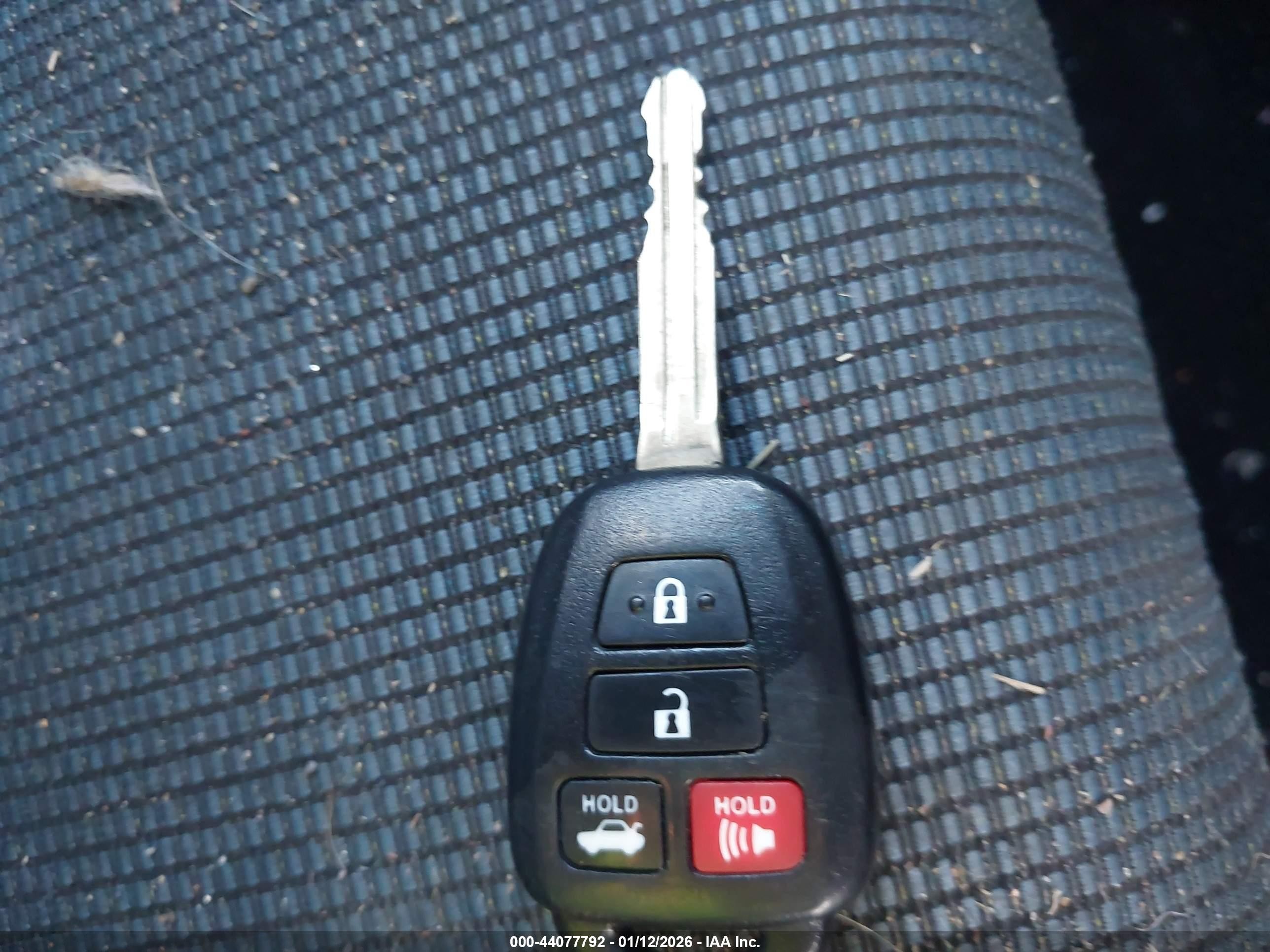 2014 Toyota Corolla S Plus Серебряный vin: 2T1BURHE1EC158328