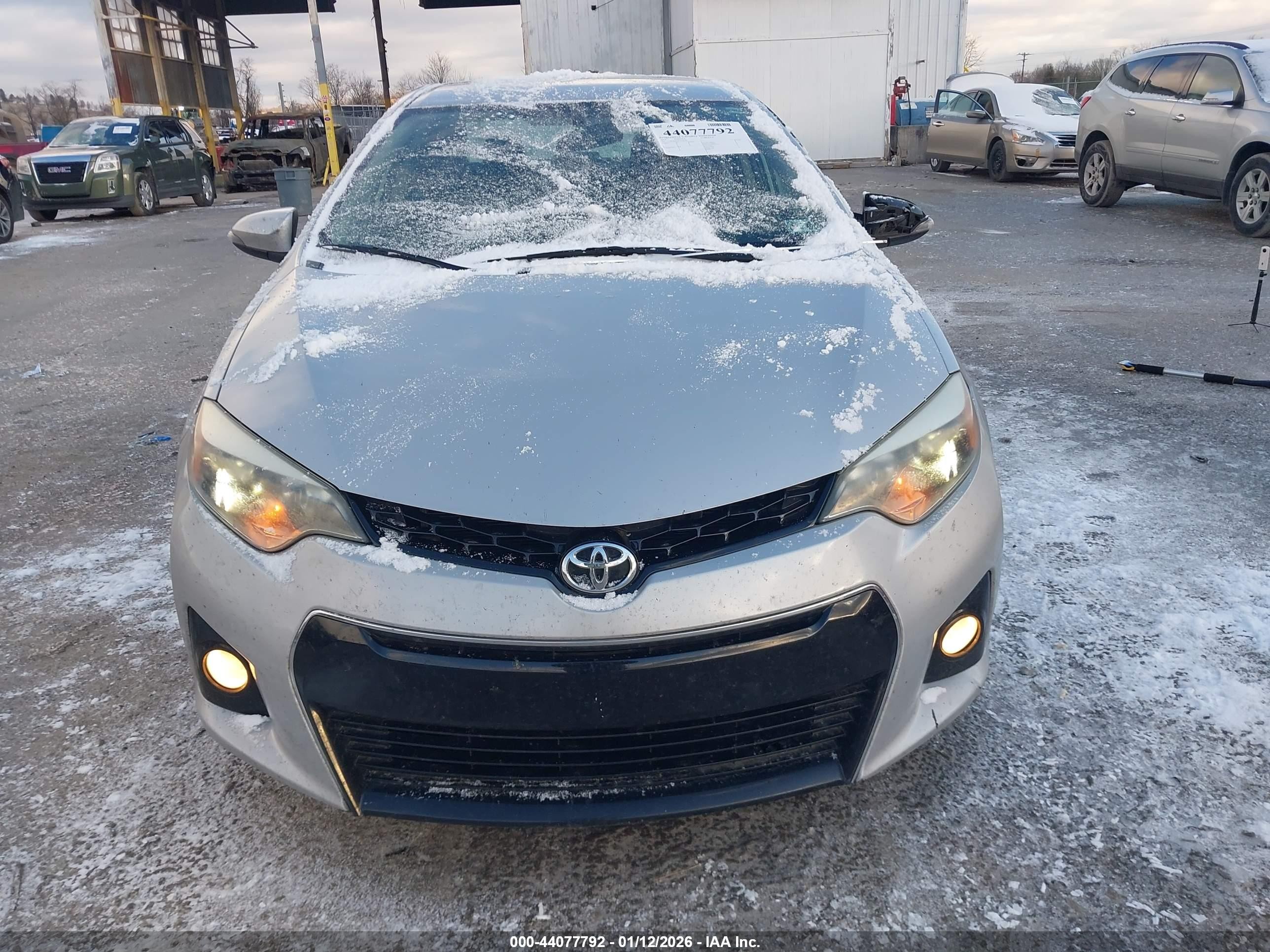 2014 Toyota Corolla S Plus Серебряный vin: 2T1BURHE1EC158328