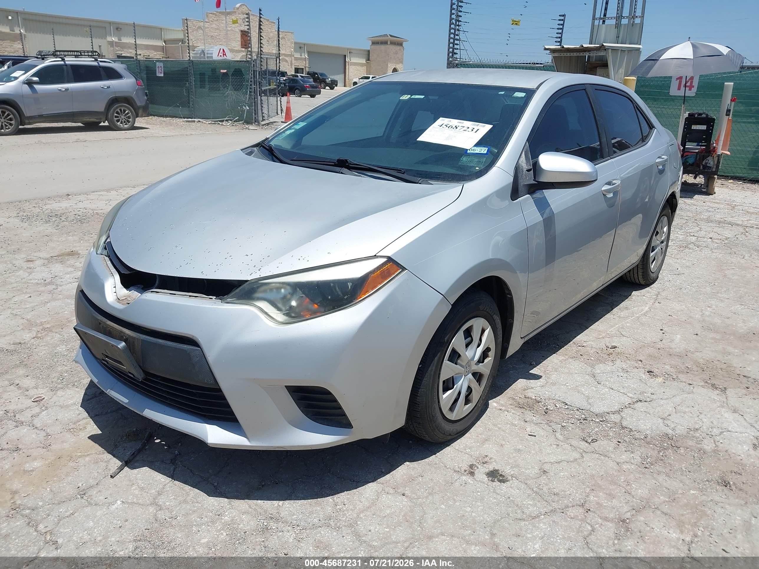 2014 Toyota Corolla L Silver vin: 2T1BURHE1EC176909