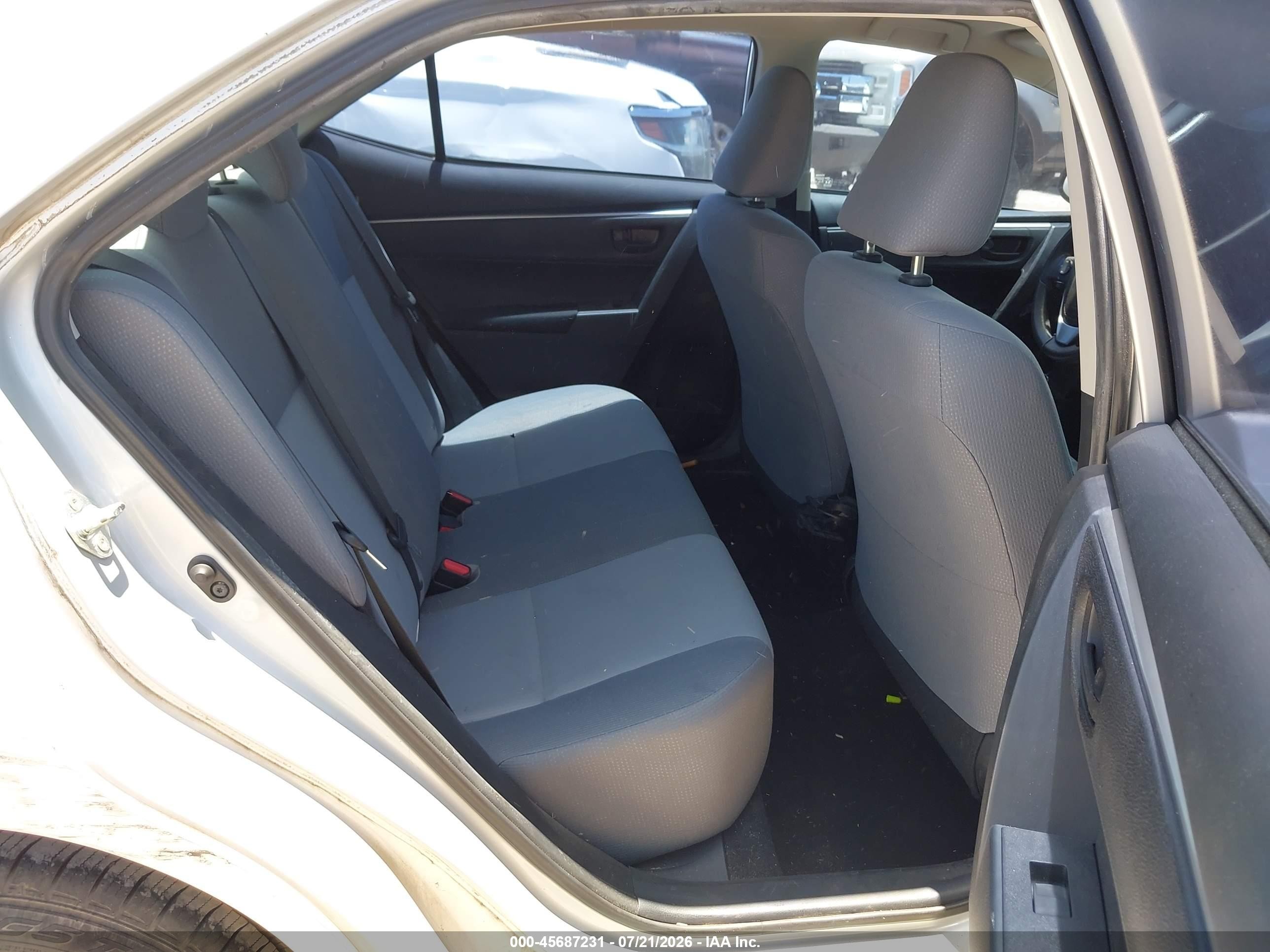 2014 Toyota Corolla L Silver vin: 2T1BURHE1EC176909