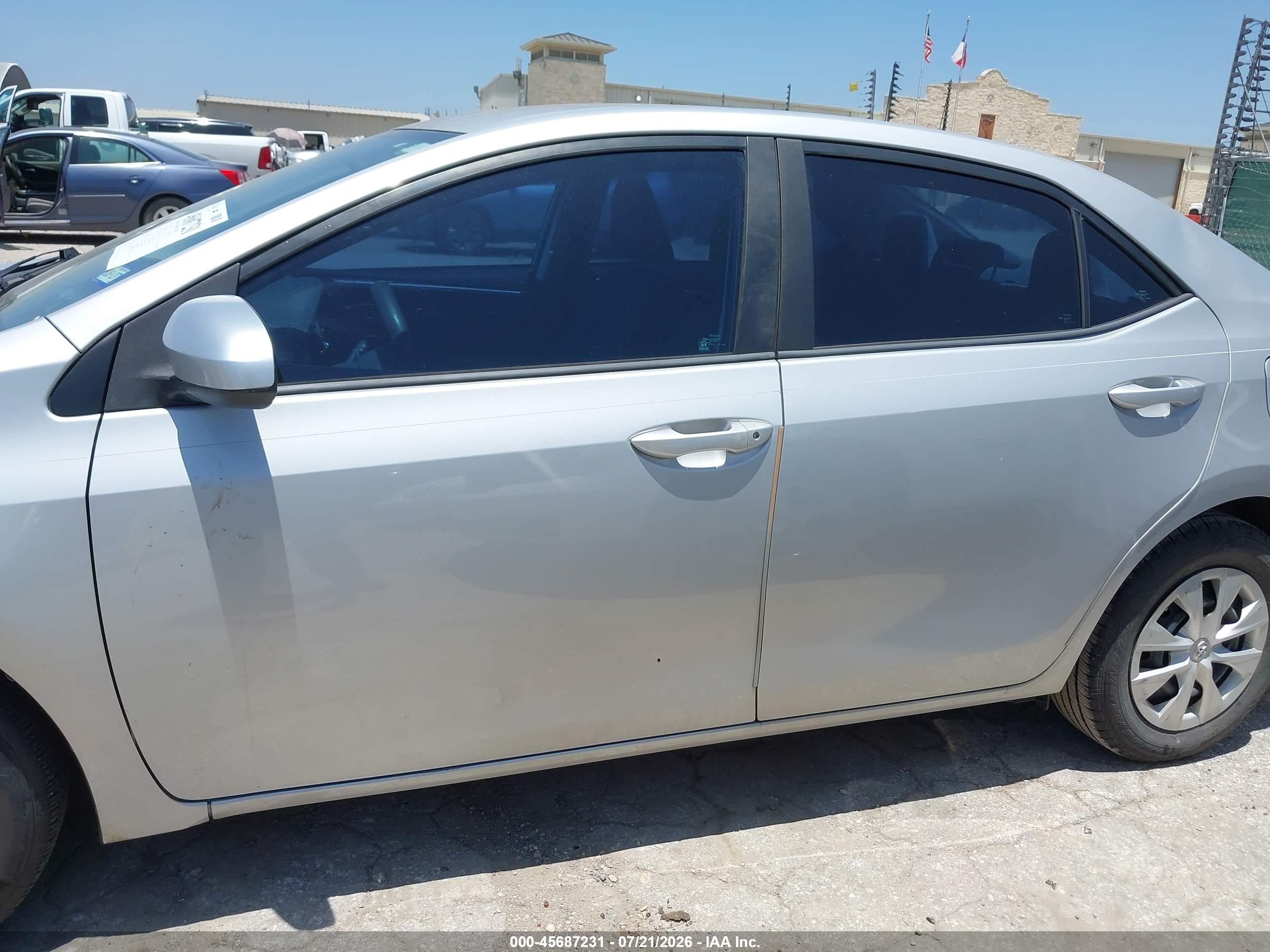2014 Toyota Corolla L Silver vin: 2T1BURHE1EC176909