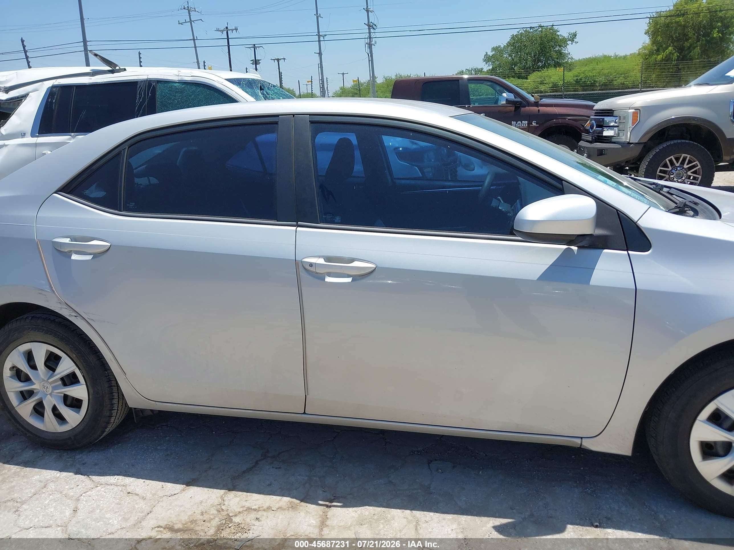 2014 Toyota Corolla L Silver vin: 2T1BURHE1EC176909