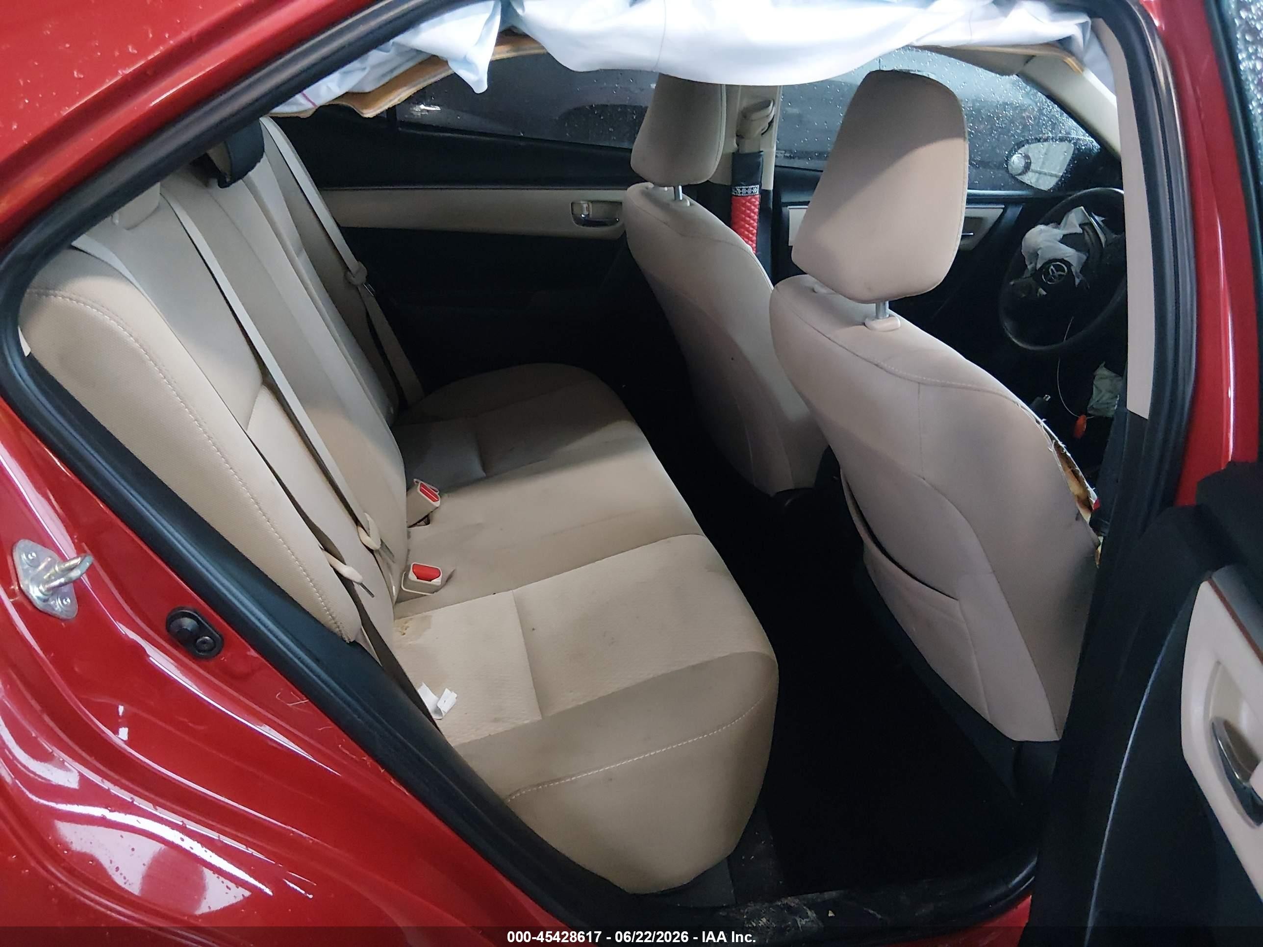 2014 Toyota Corolla Le Red vin: 2T1BURHE1EC177025