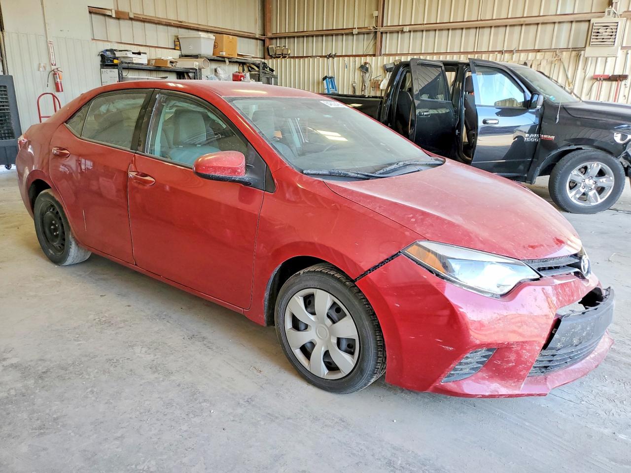 2014 Toyota Corolla Le Red vin: 2T1BURHE1EC182046