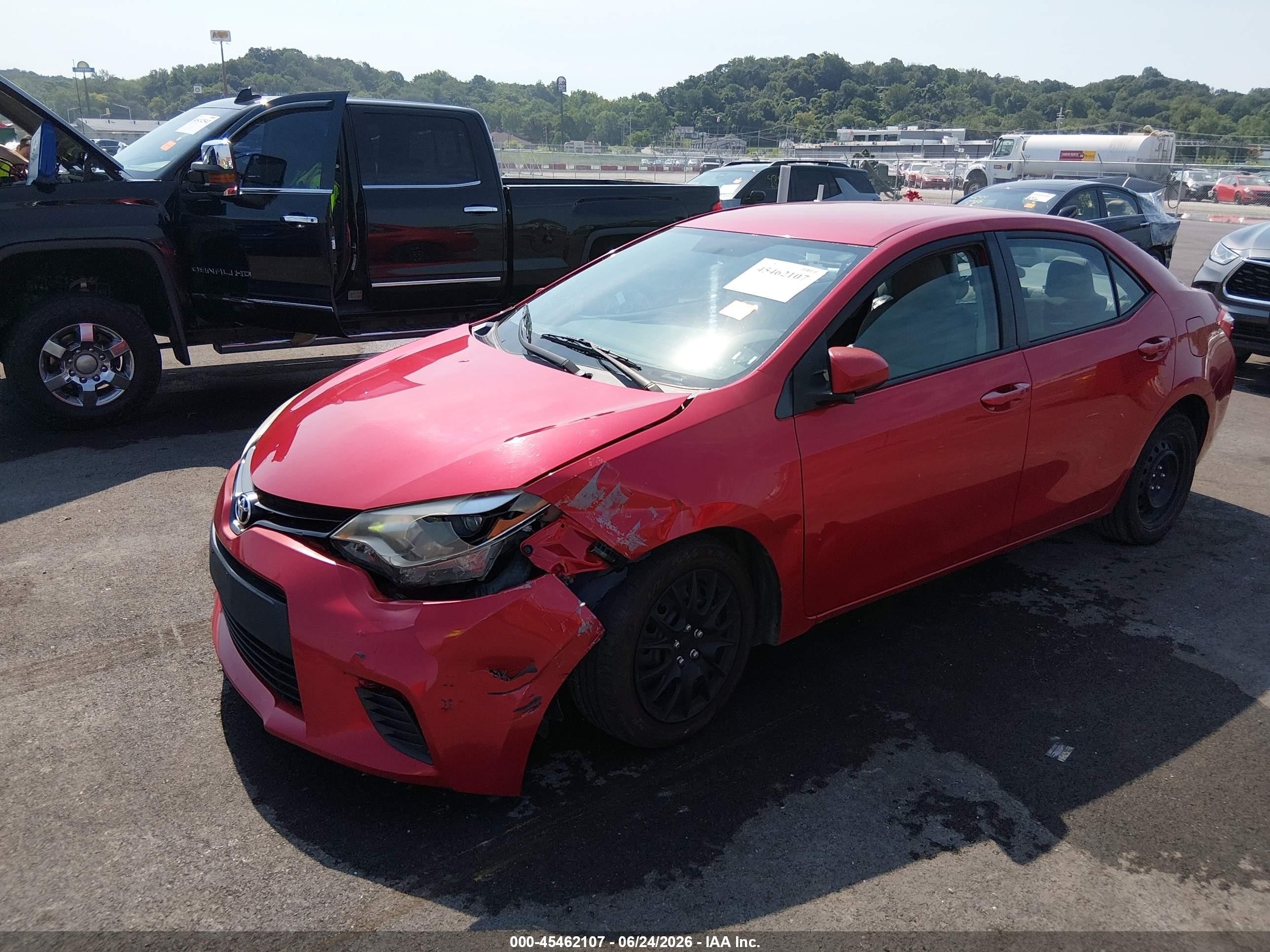 2014 Toyota Corolla Le Red vin: 2T1BURHE1EC185240