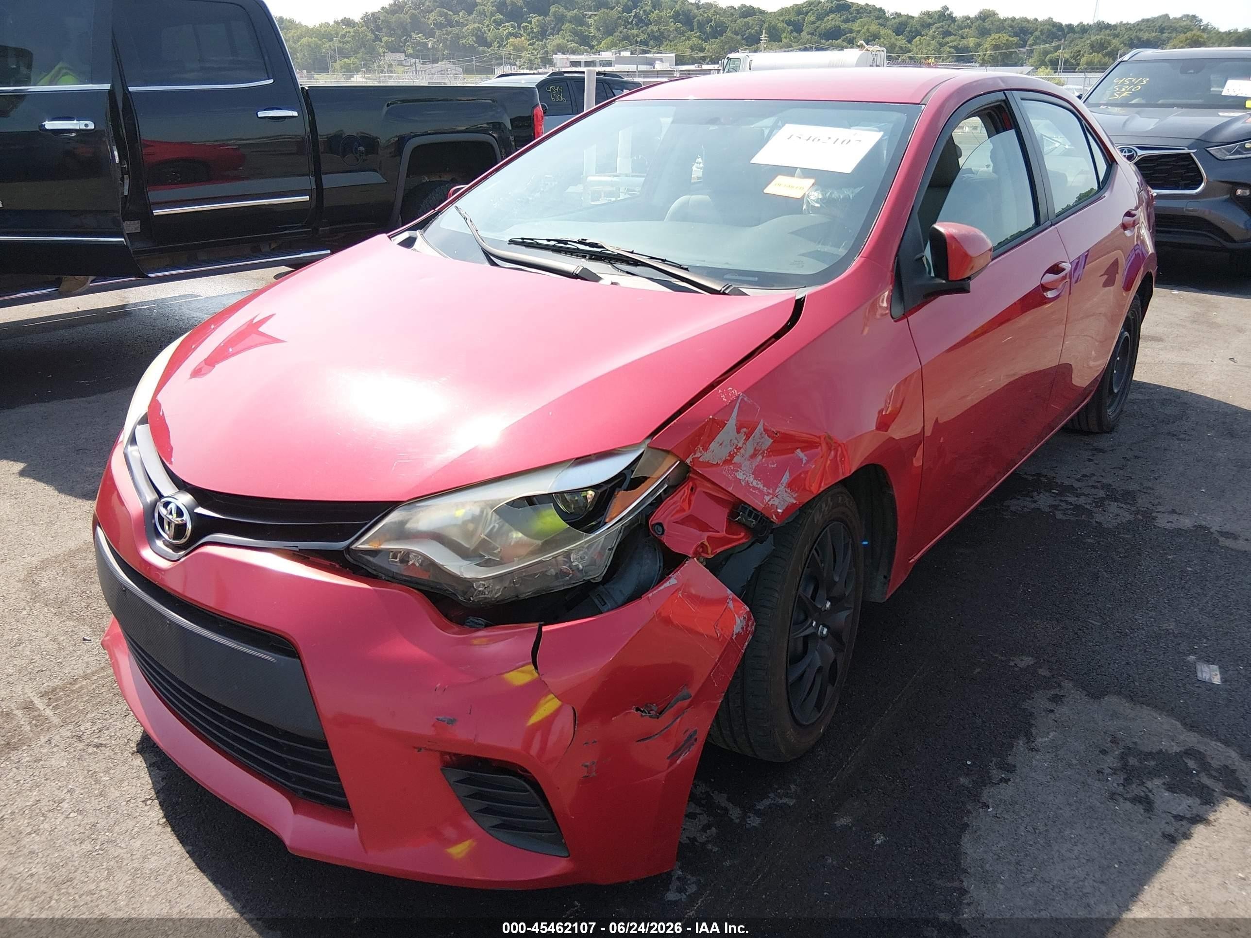 2014 Toyota Corolla Le Red vin: 2T1BURHE1EC185240