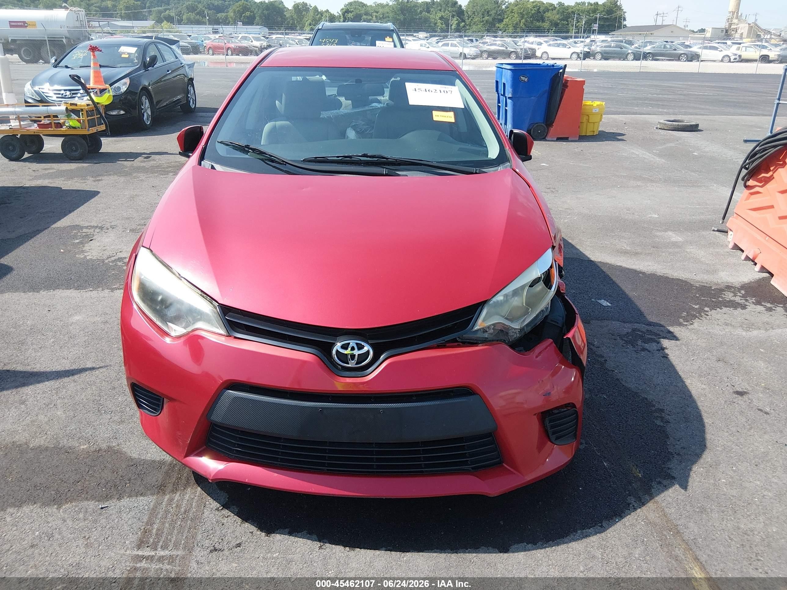 2014 Toyota Corolla Le Red vin: 2T1BURHE1EC185240