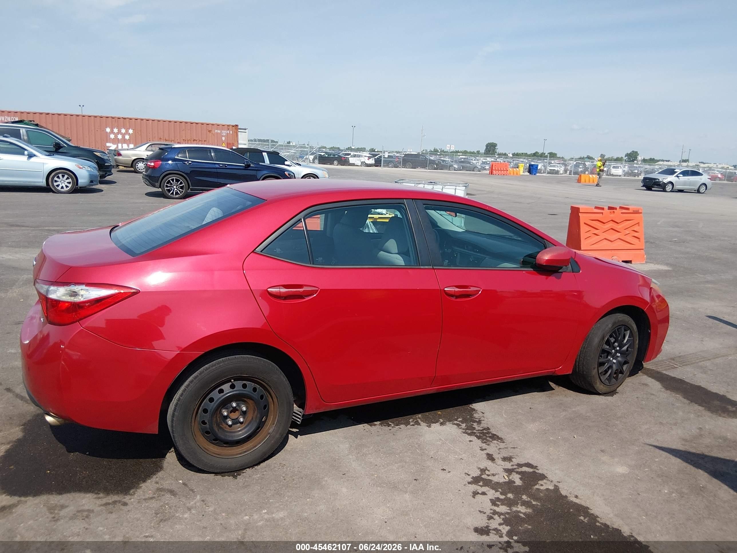 2014 Toyota Corolla Le Red vin: 2T1BURHE1EC185240