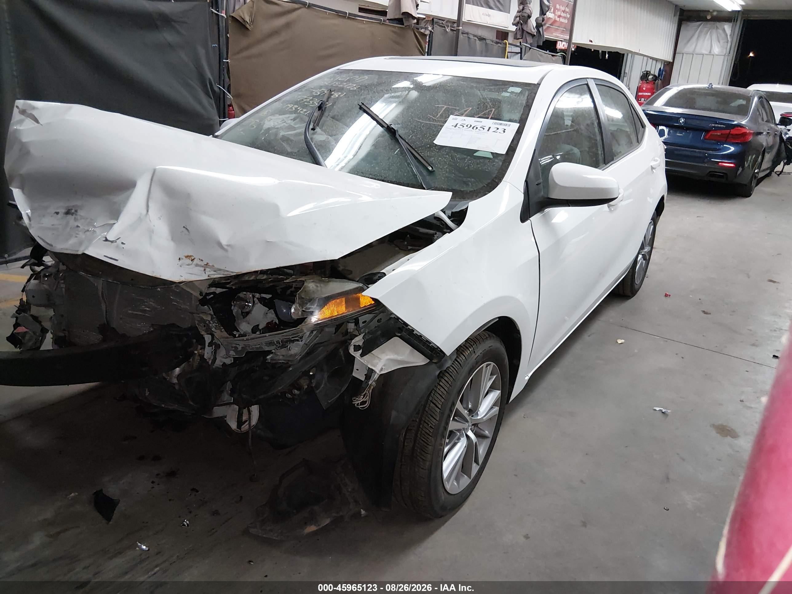 2014 Toyota Corolla Le Plus Белый vin: 2T1BURHE1EC193421