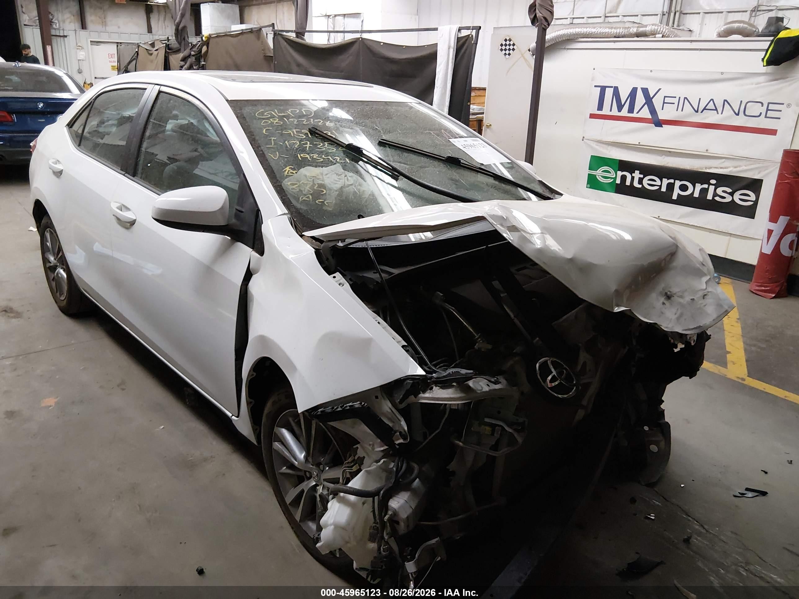 2014 Toyota Corolla Le Plus Белый vin: 2T1BURHE1EC193421