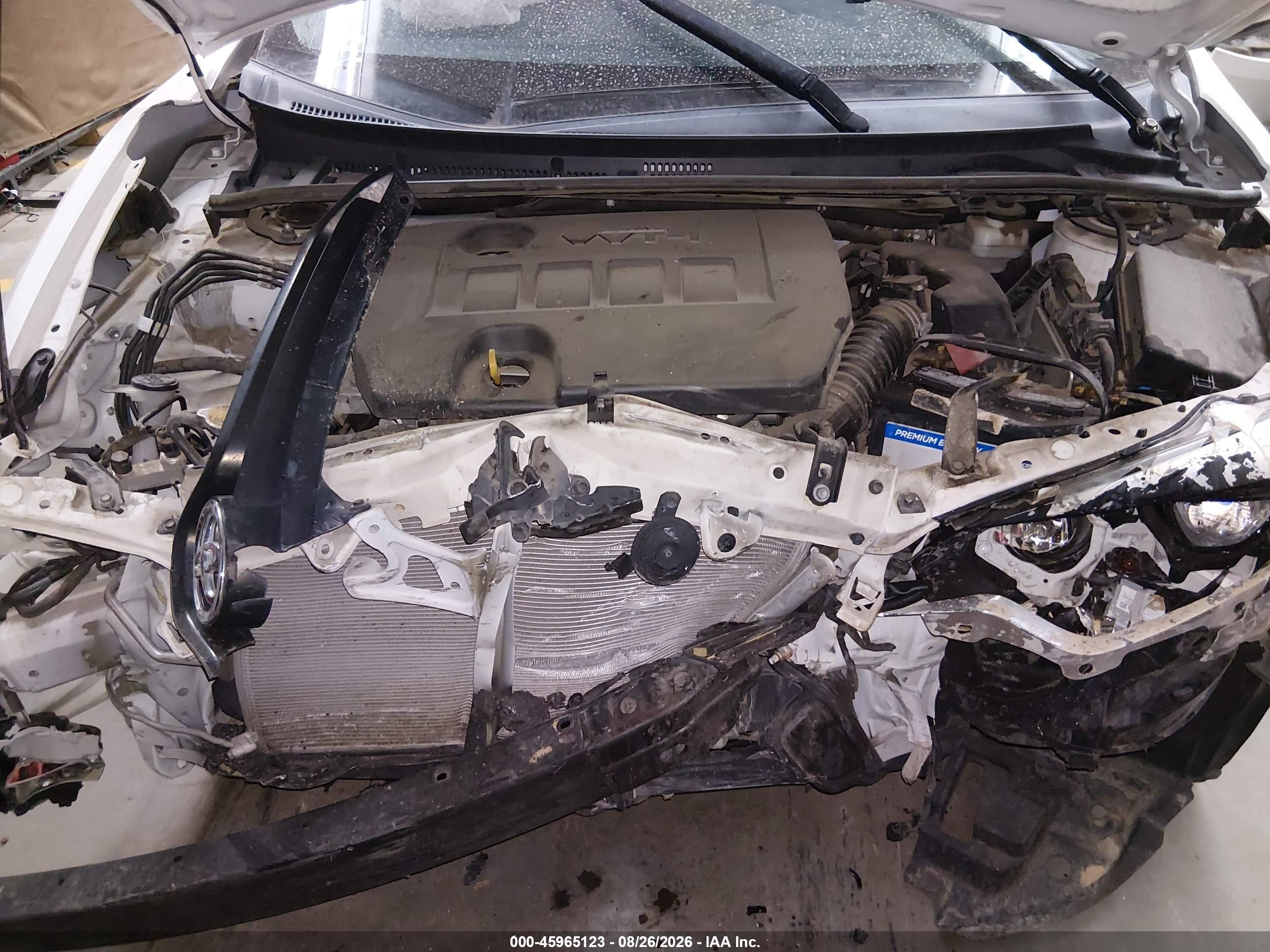 2014 Toyota Corolla Le Plus Белый vin: 2T1BURHE1EC193421