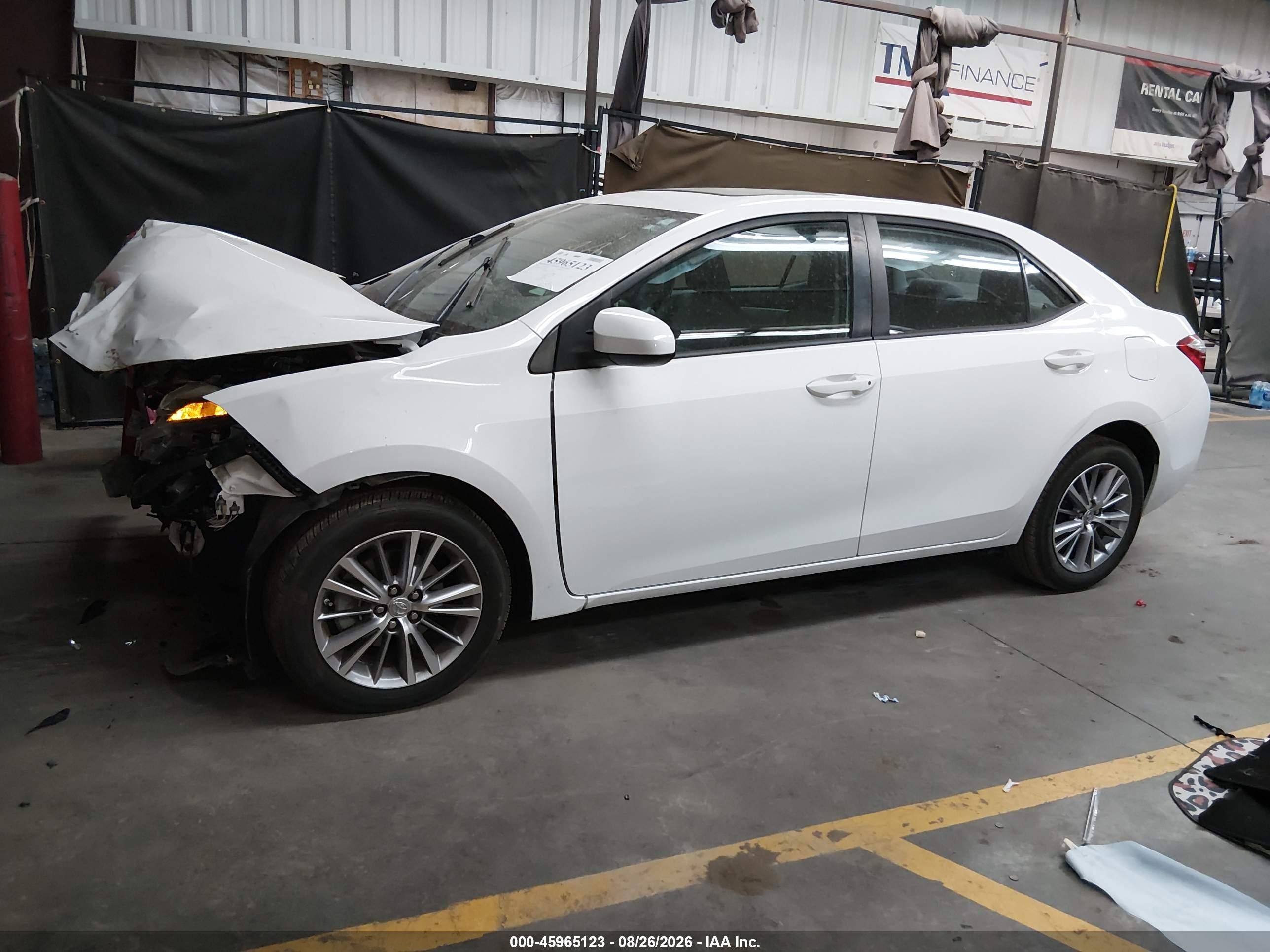 2014 Toyota Corolla Le Plus Белый vin: 2T1BURHE1EC193421