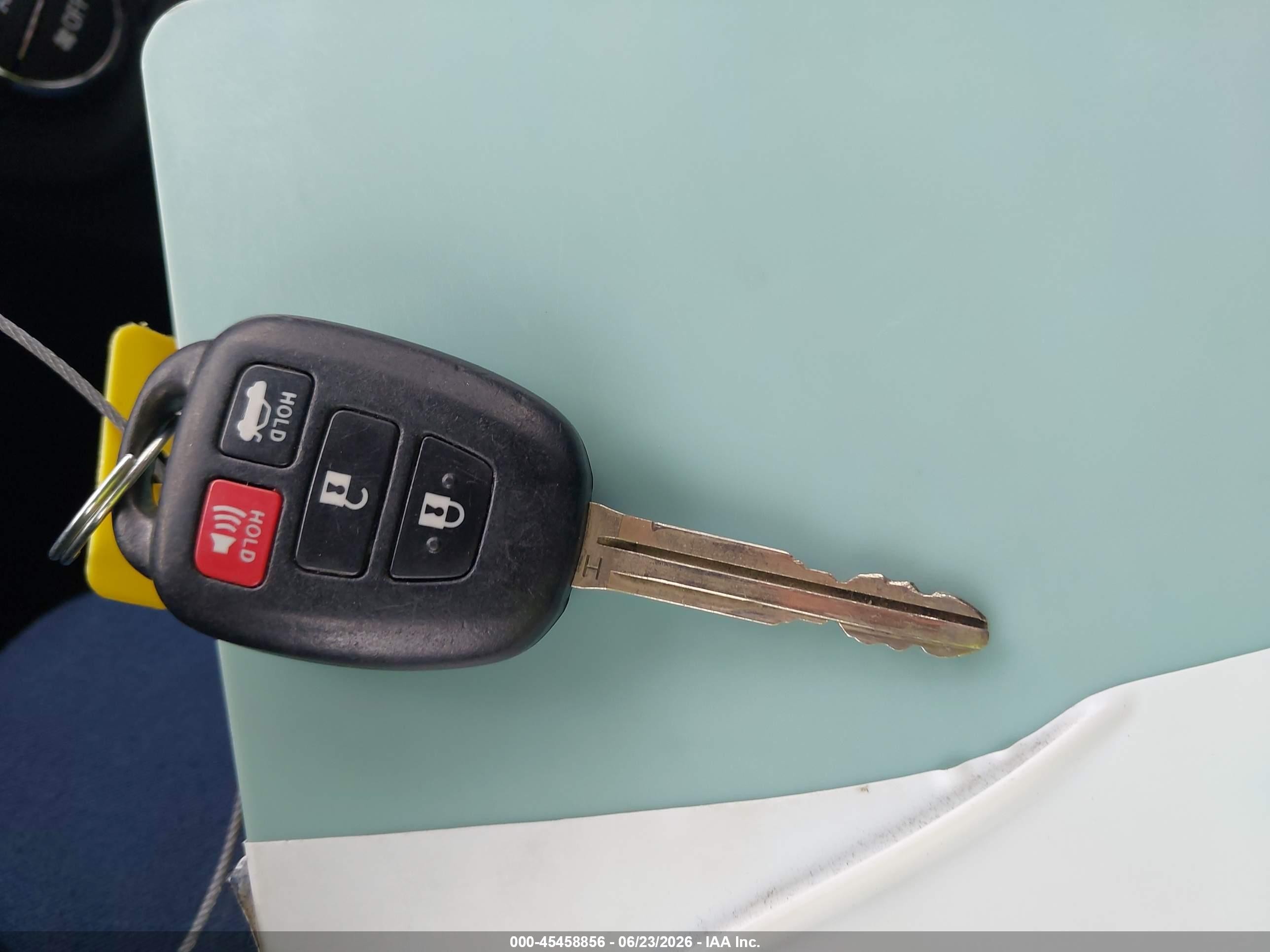2014 Toyota Corolla S Plus Синий vin: 2T1BURHE1EC196223