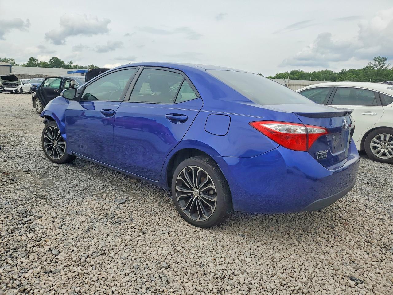 2014 Toyota Corolla L/le/le Plus Blue vin: 2T1BURHE1EC213845