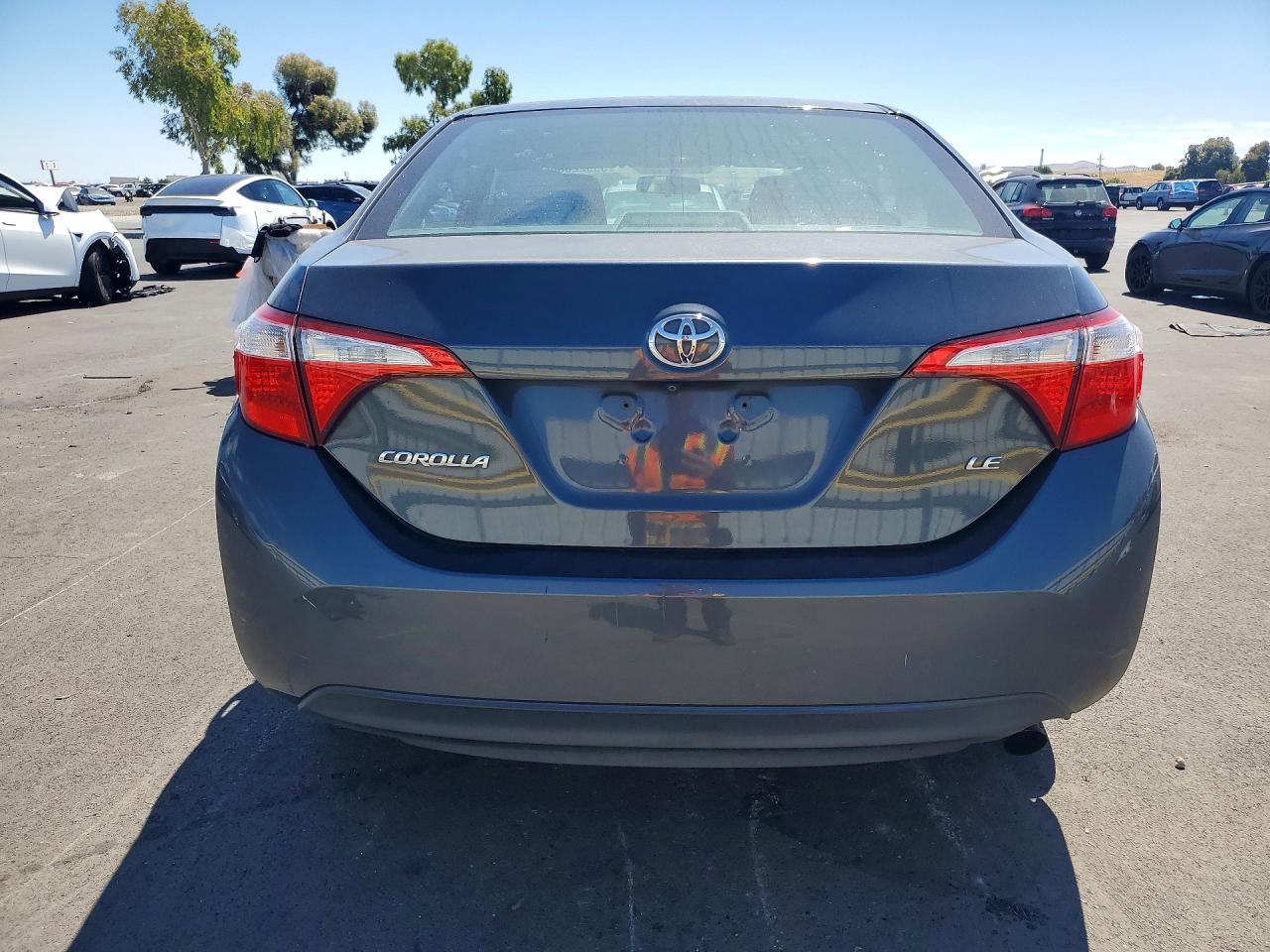 2015 Toyota Corolla Le Угольный vin: 2T1BURHE1FC237063