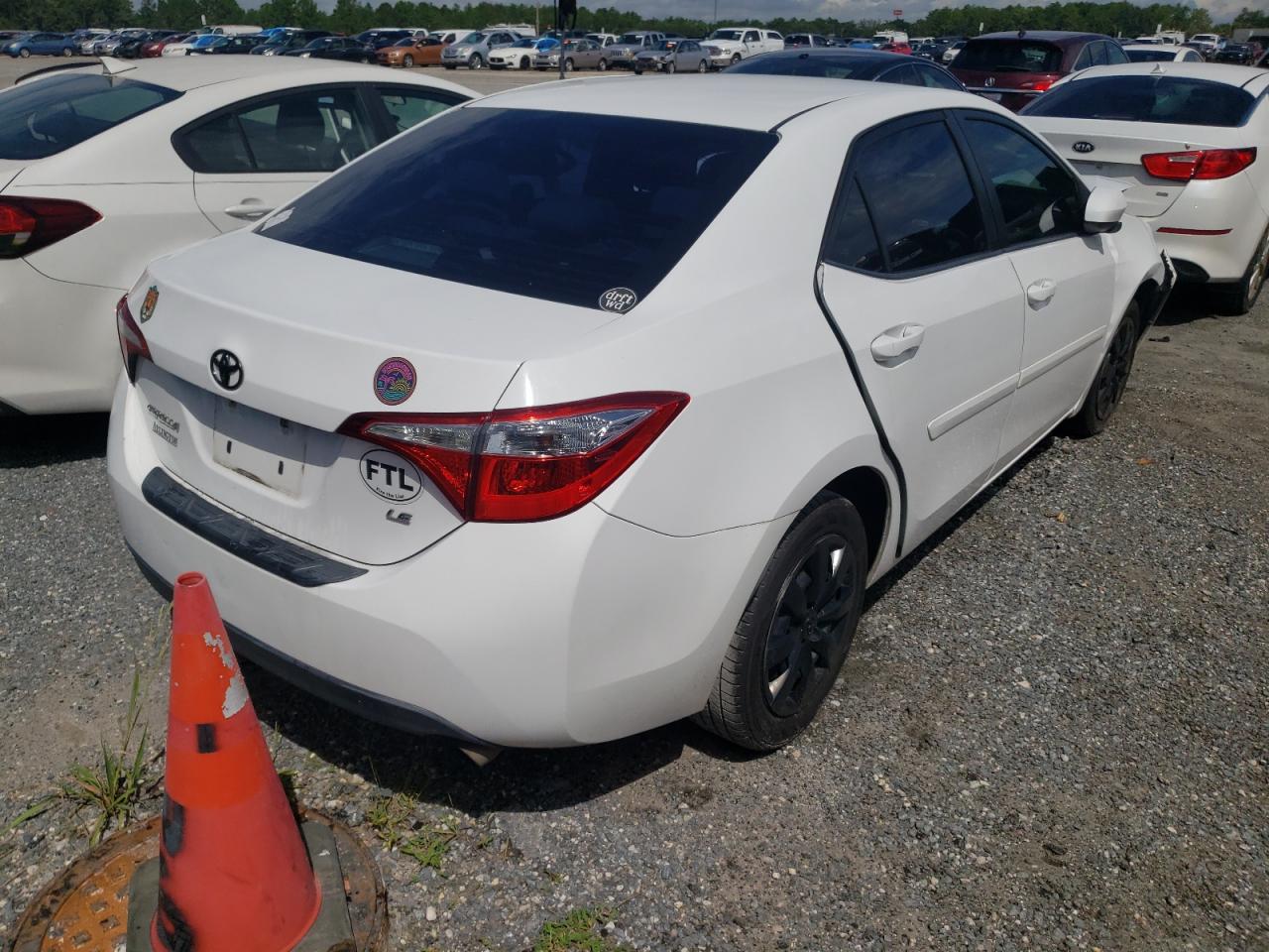 2015 Toyota Corolla L White vin: 2T1BURHE1FC245681
