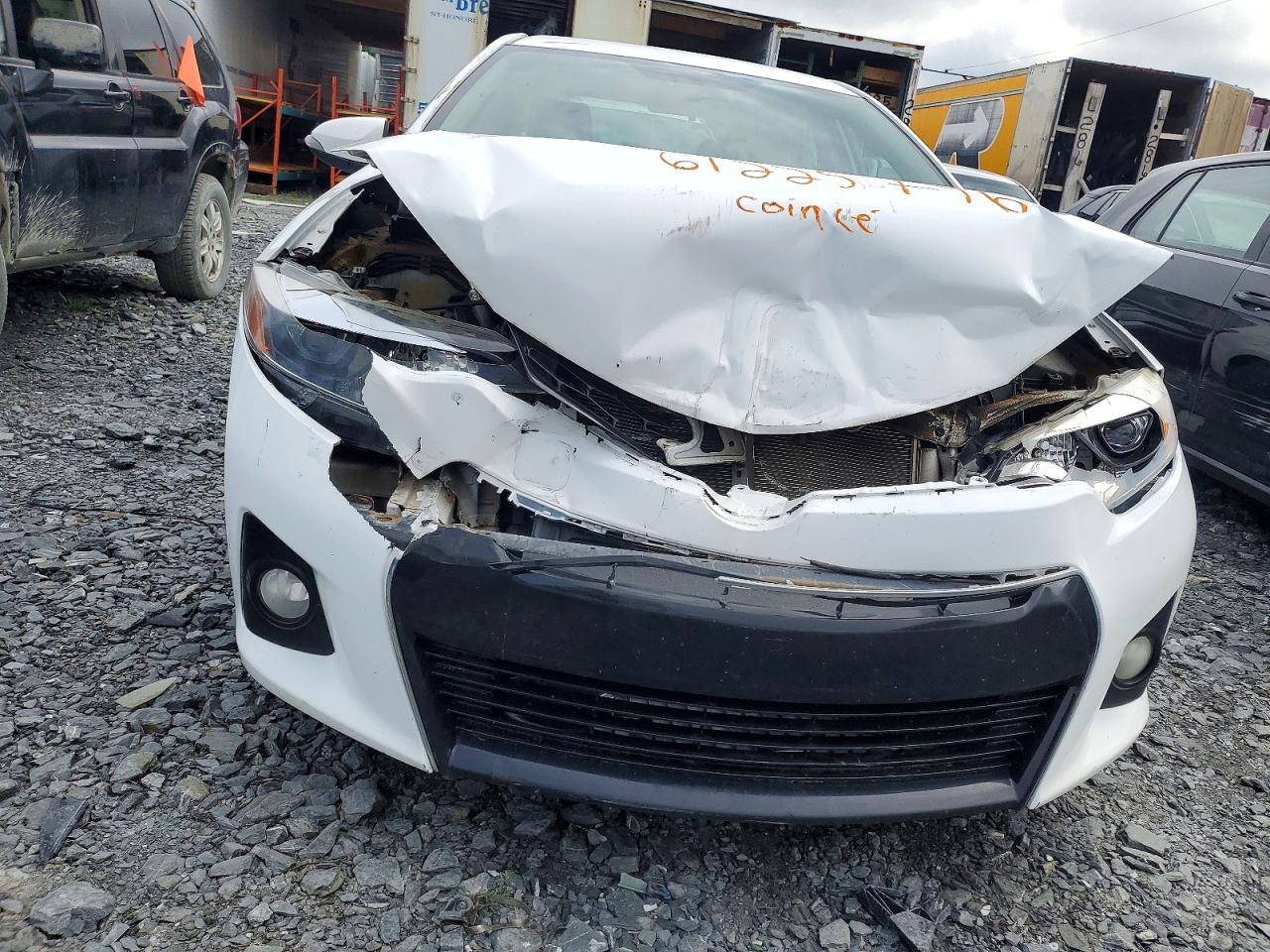 2015 Toyota Corolla L White vin: 2T1BURHE1FC246040