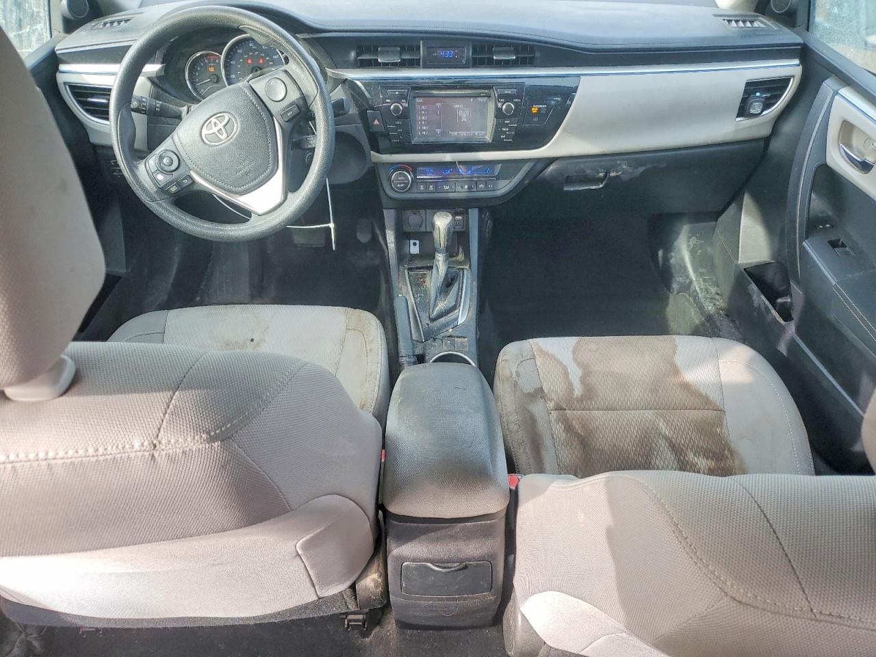 2015 Toyota Corolla Le Plus Белый vin: 2T1BURHE1FC247205