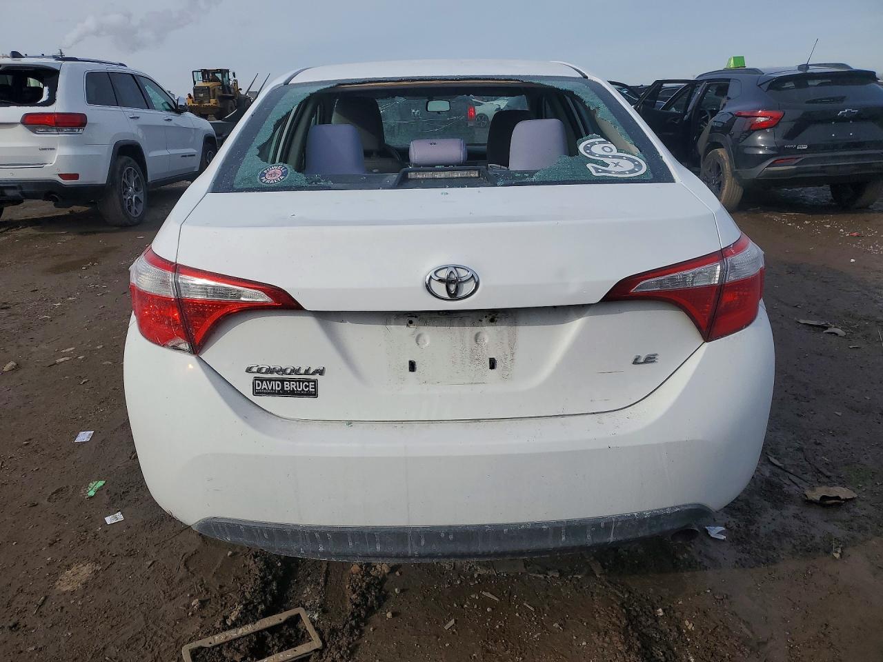 2015 Toyota Corolla Le Plus Белый vin: 2T1BURHE1FC247205