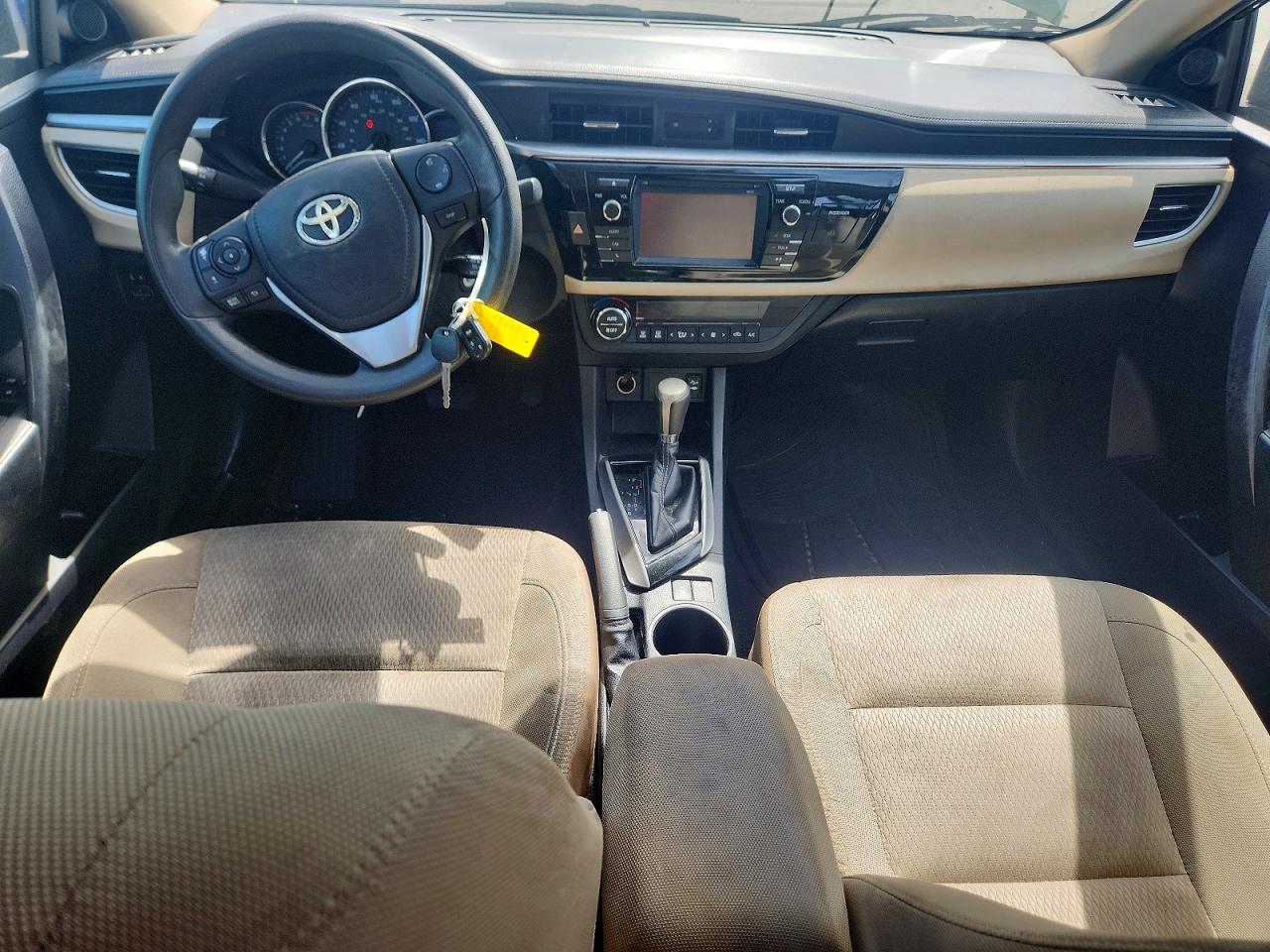 2015 Toyota Corolla Le Green vin: 2T1BURHE1FC255532