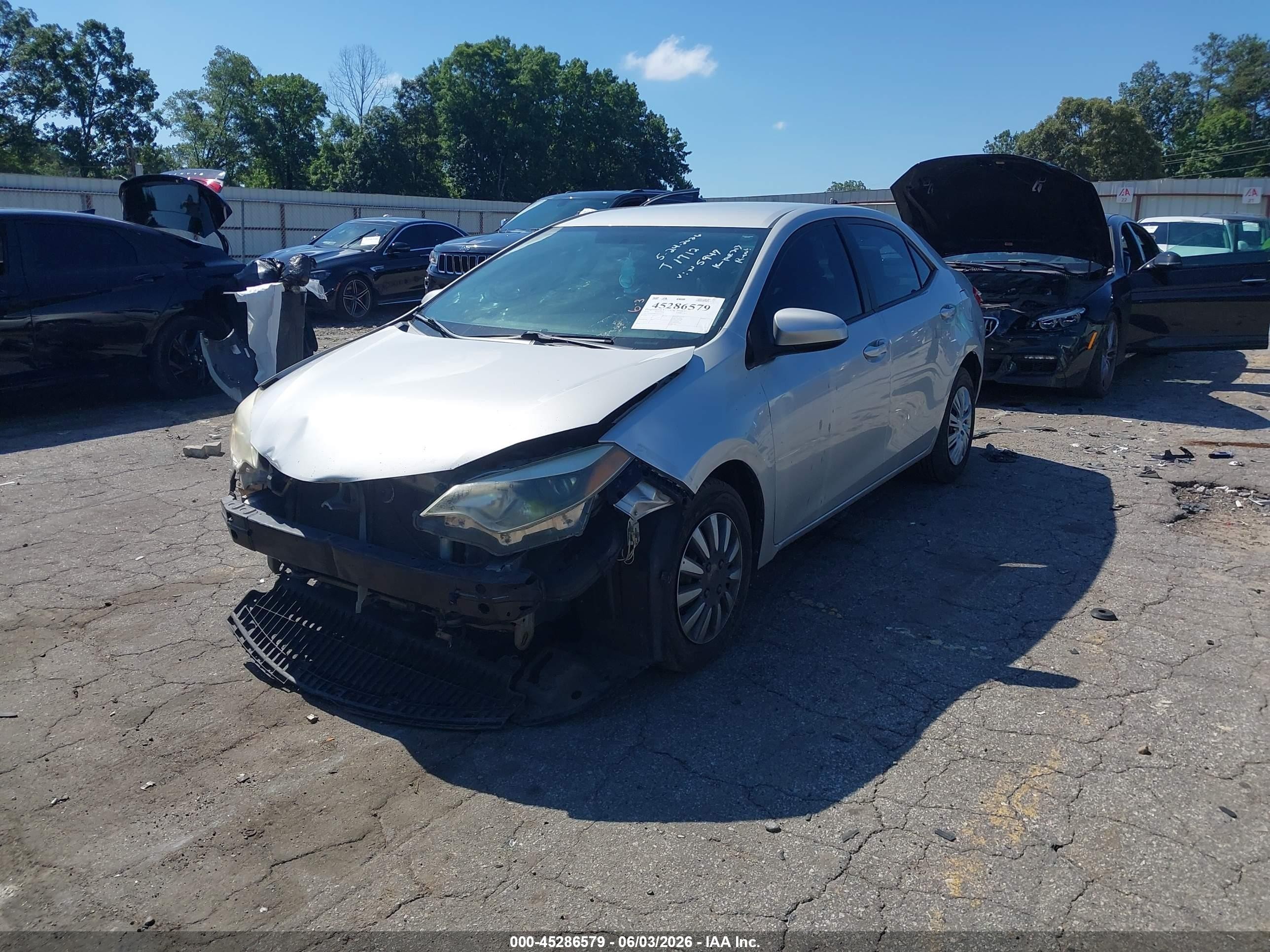 2015 Toyota Corolla L Silver vin: 2T1BURHE1FC259547