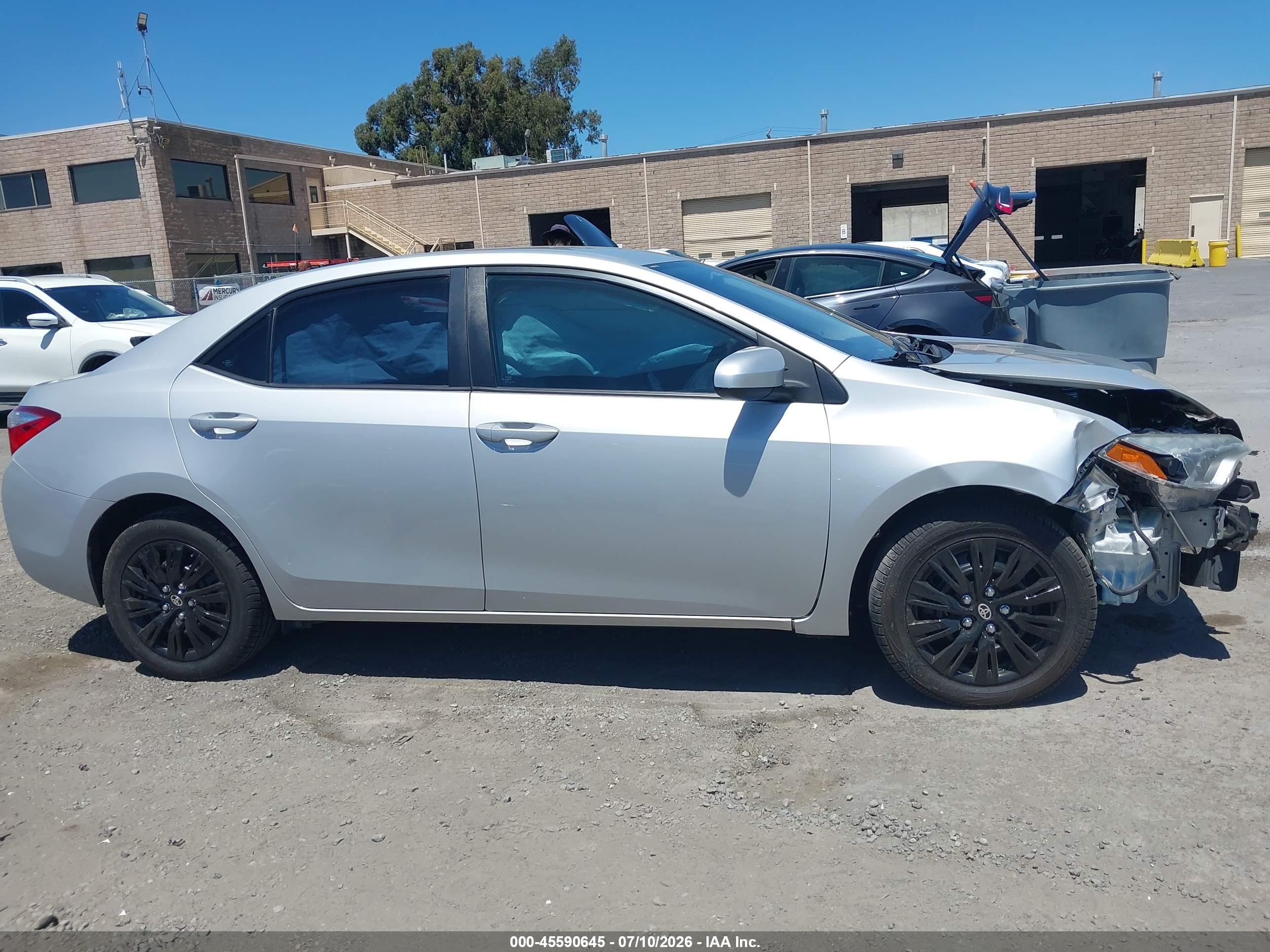 2015 Toyota Corolla Le Gray vin: 2T1BURHE1FC262612