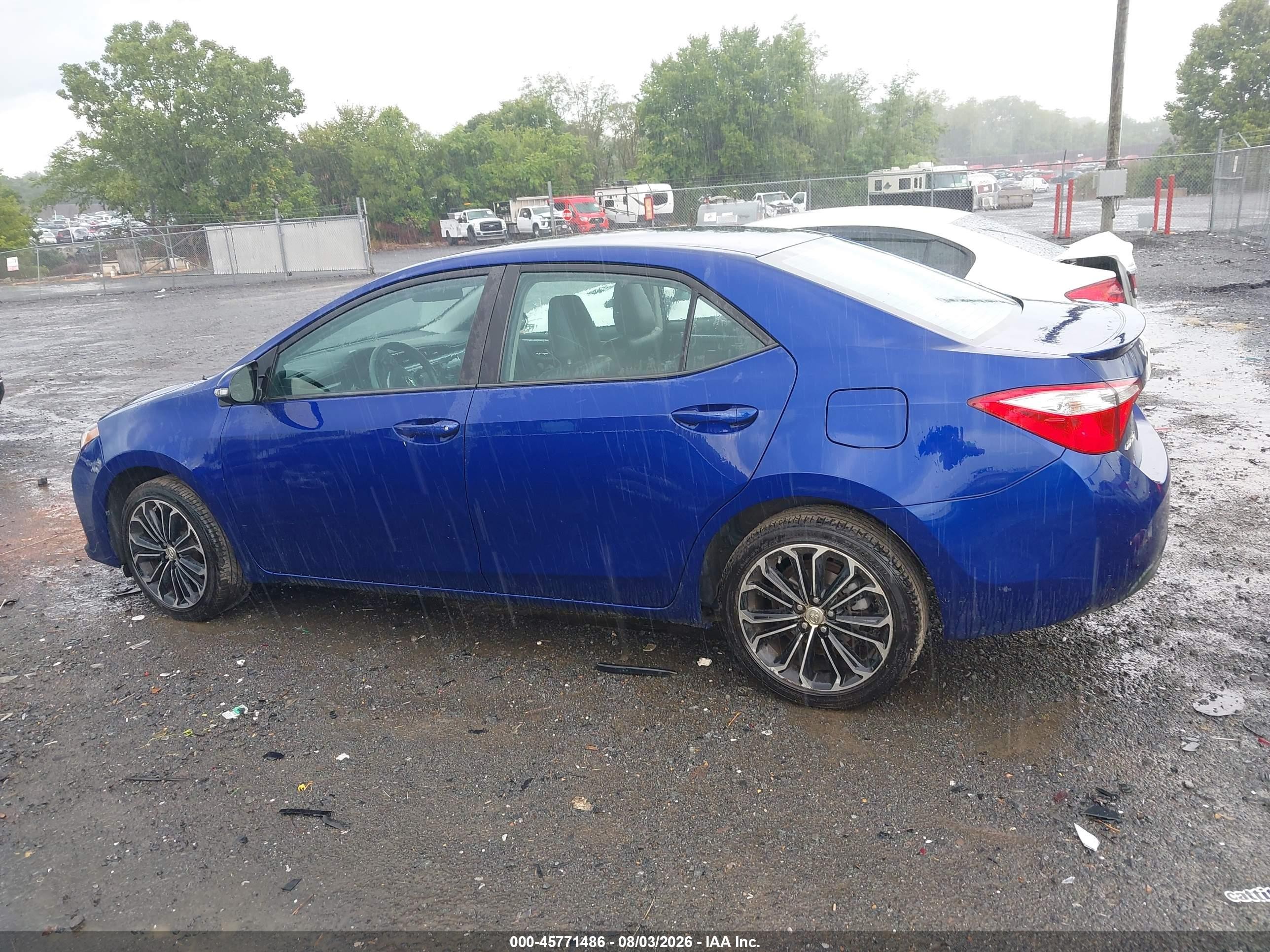 2015 Toyota Corolla S Plus Blue vin: 2T1BURHE1FC265476