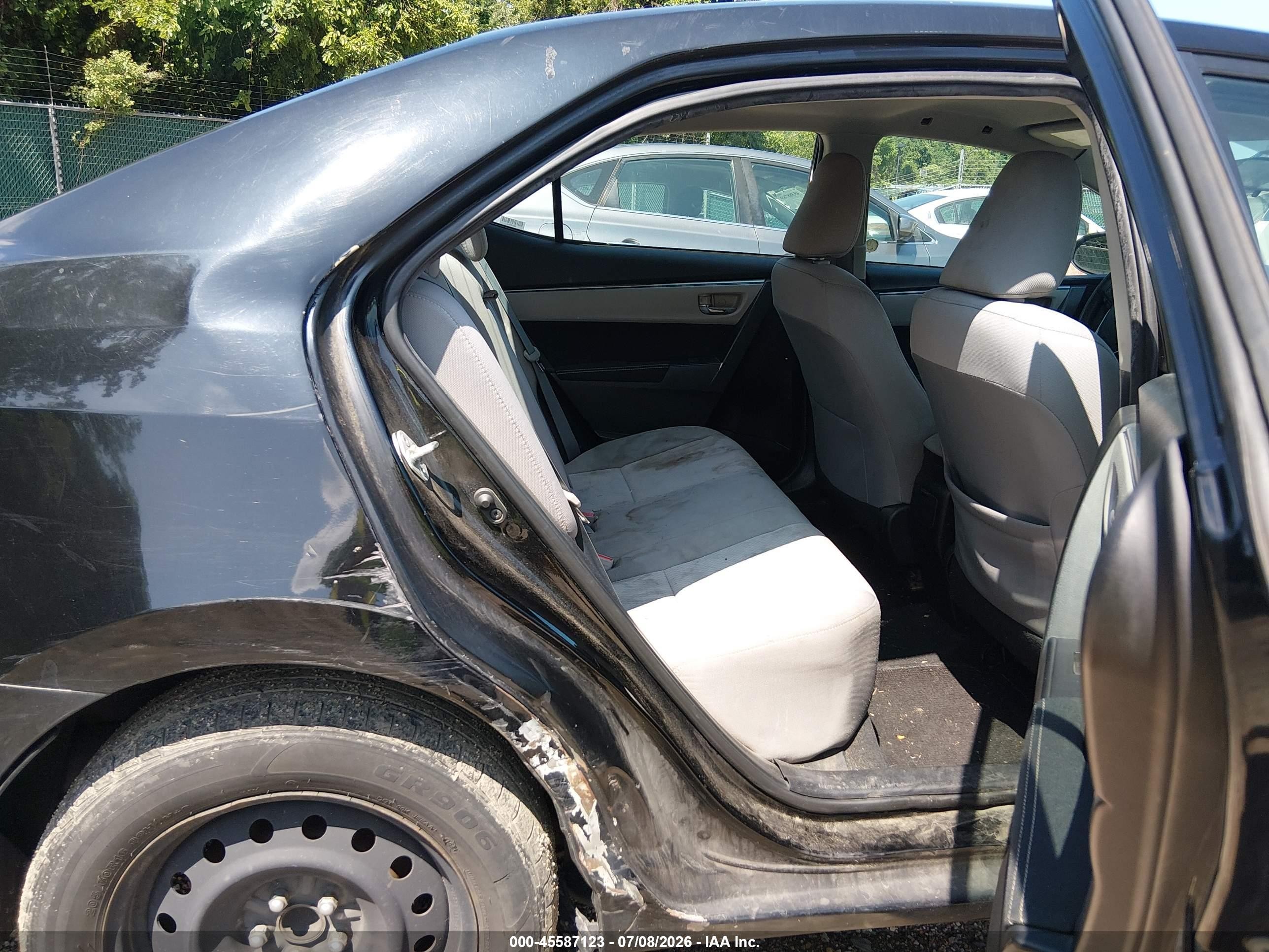 2015 Toyota Corolla Le Black vin: 2T1BURHE1FC270287