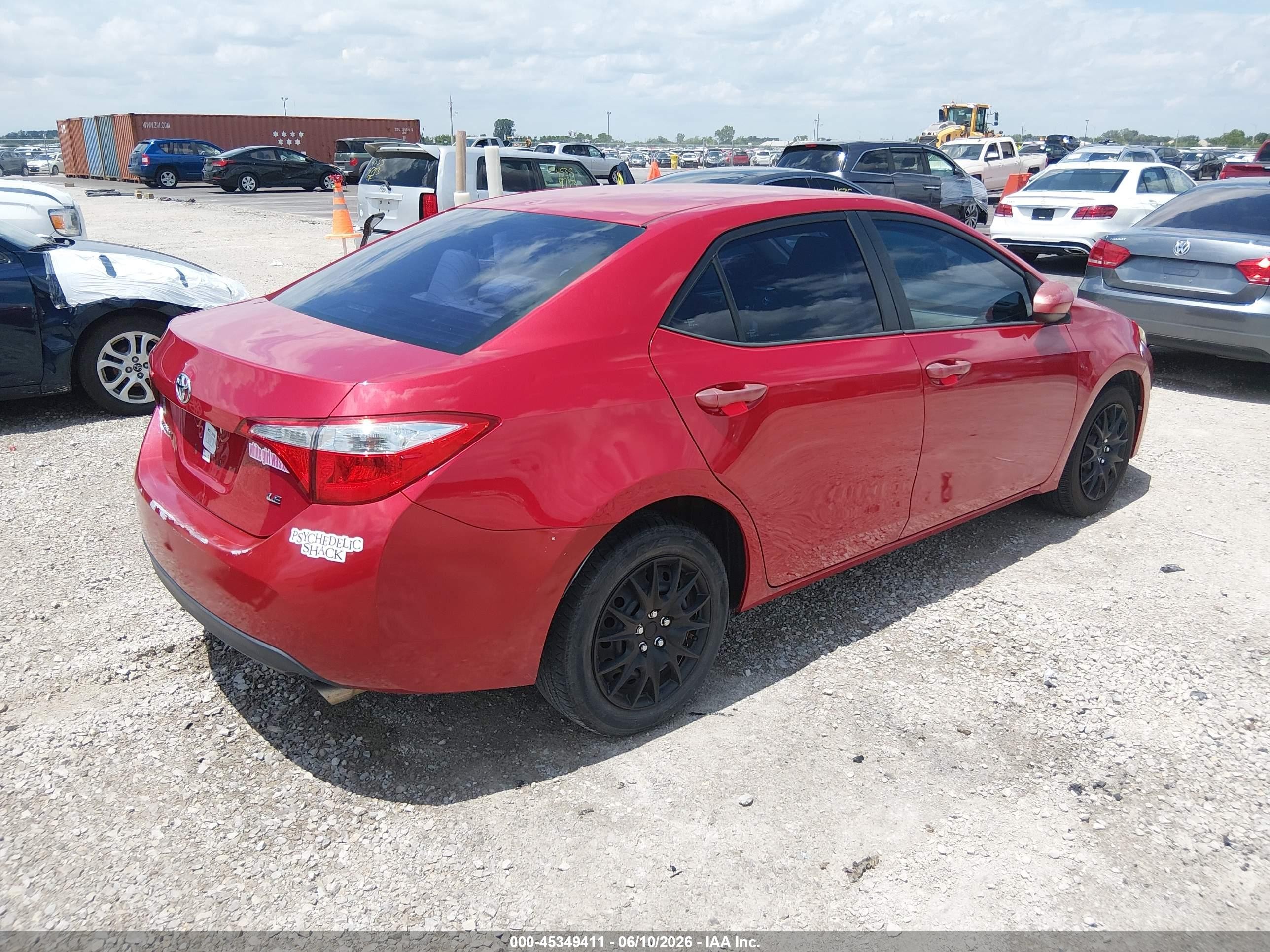 2015 Toyota Corolla Le Red vin: 2T1BURHE1FC281984