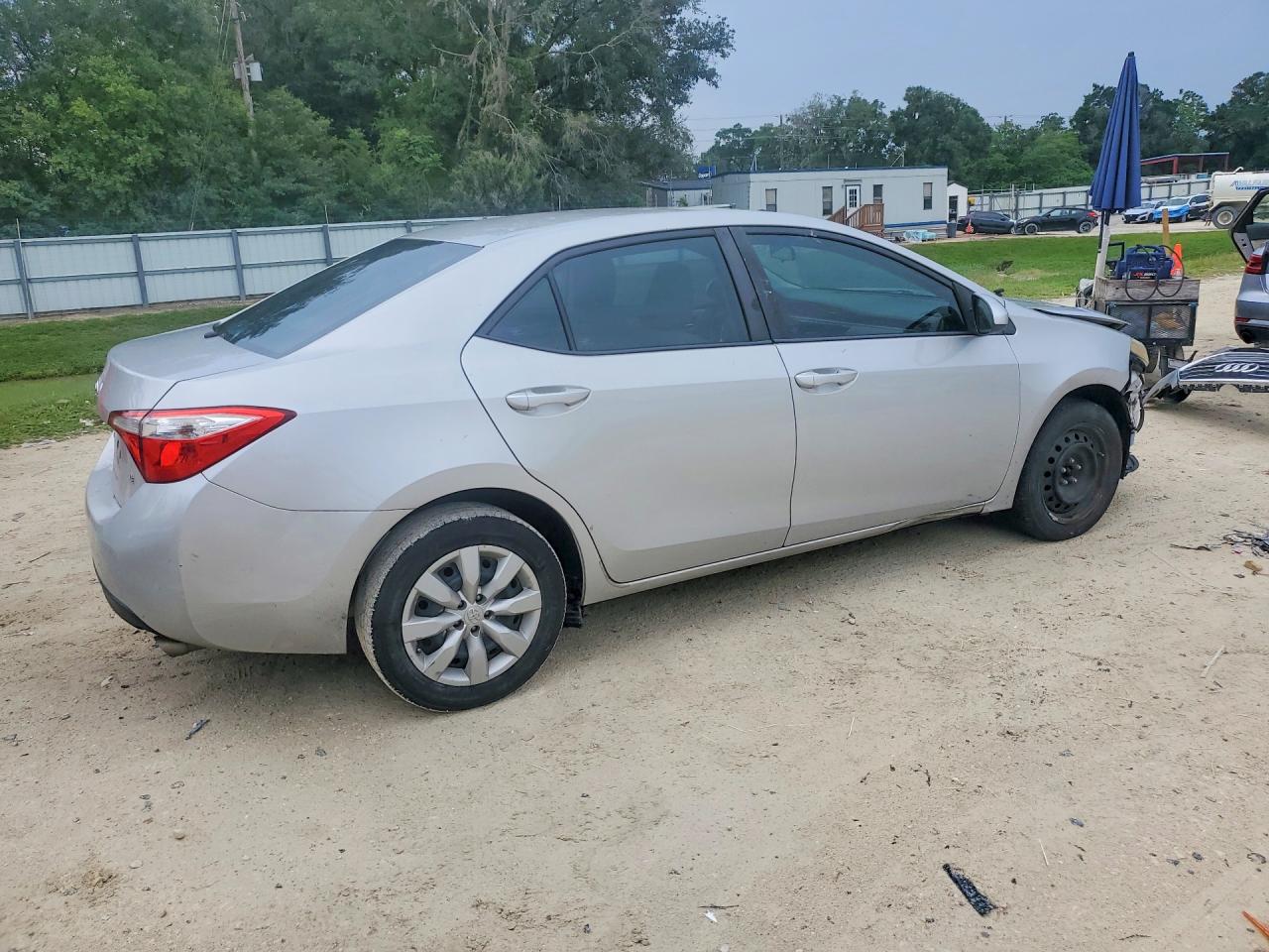 2015 Toyota Corolla Le Silver vin: 2T1BURHE1FC302705