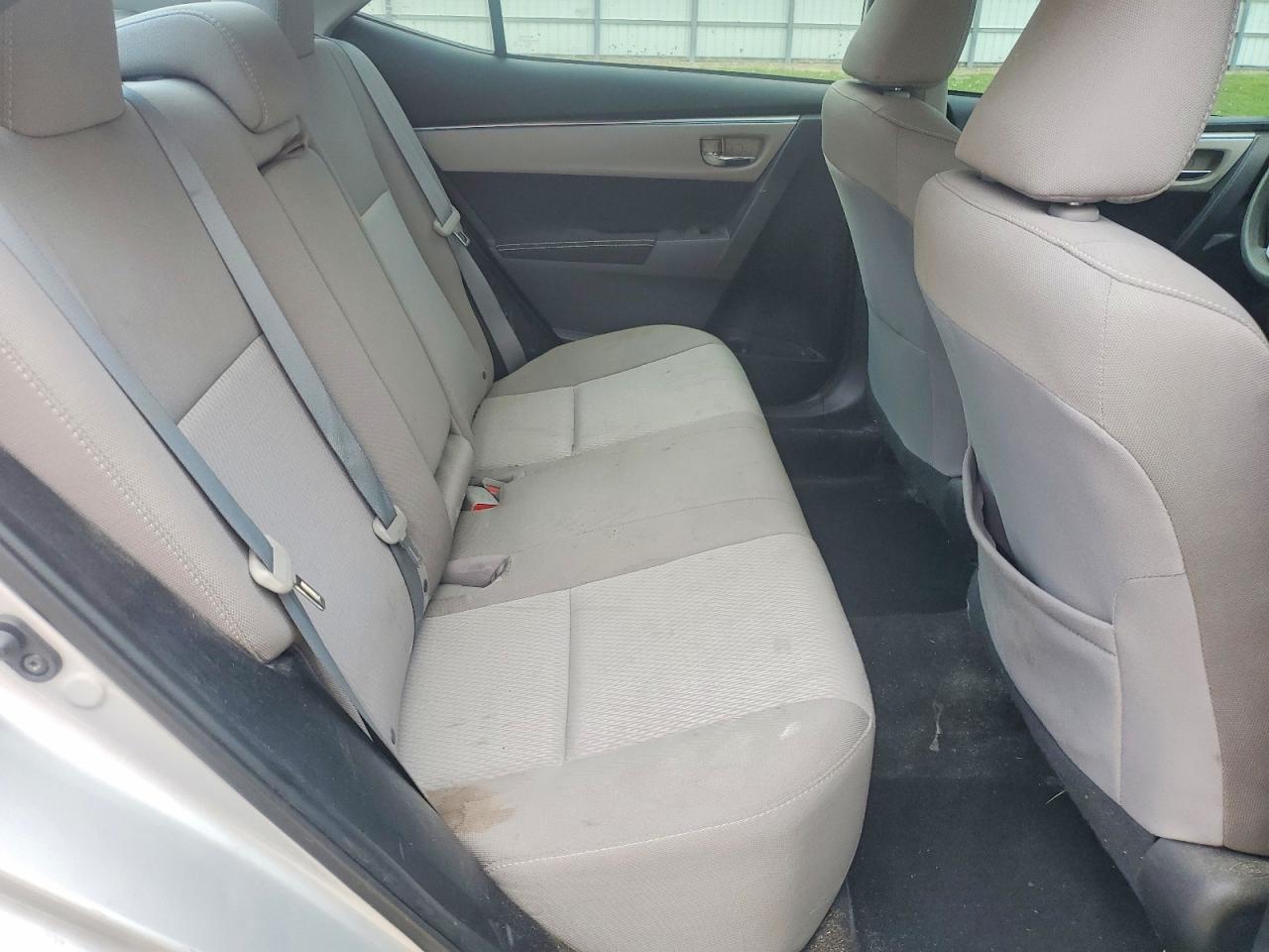 2015 Toyota Corolla Le Silver vin: 2T1BURHE1FC302705