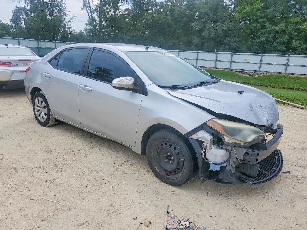 2015 Toyota Corolla Le Silver vin: 2T1BURHE1FC302705