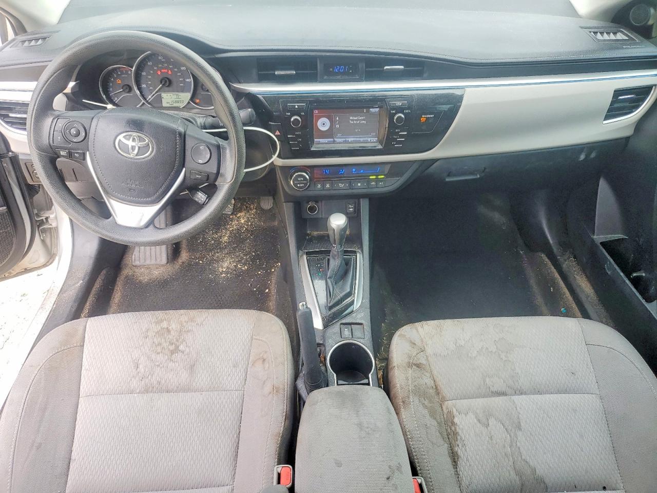 2015 Toyota Corolla Le Silver vin: 2T1BURHE1FC302705