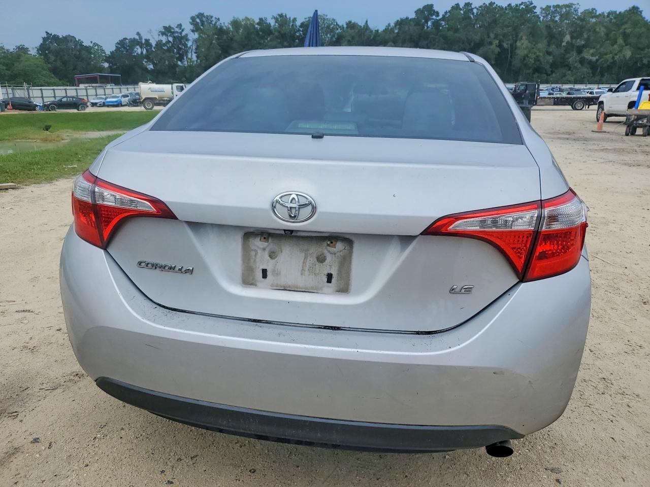 2015 Toyota Corolla Le Silver vin: 2T1BURHE1FC302705