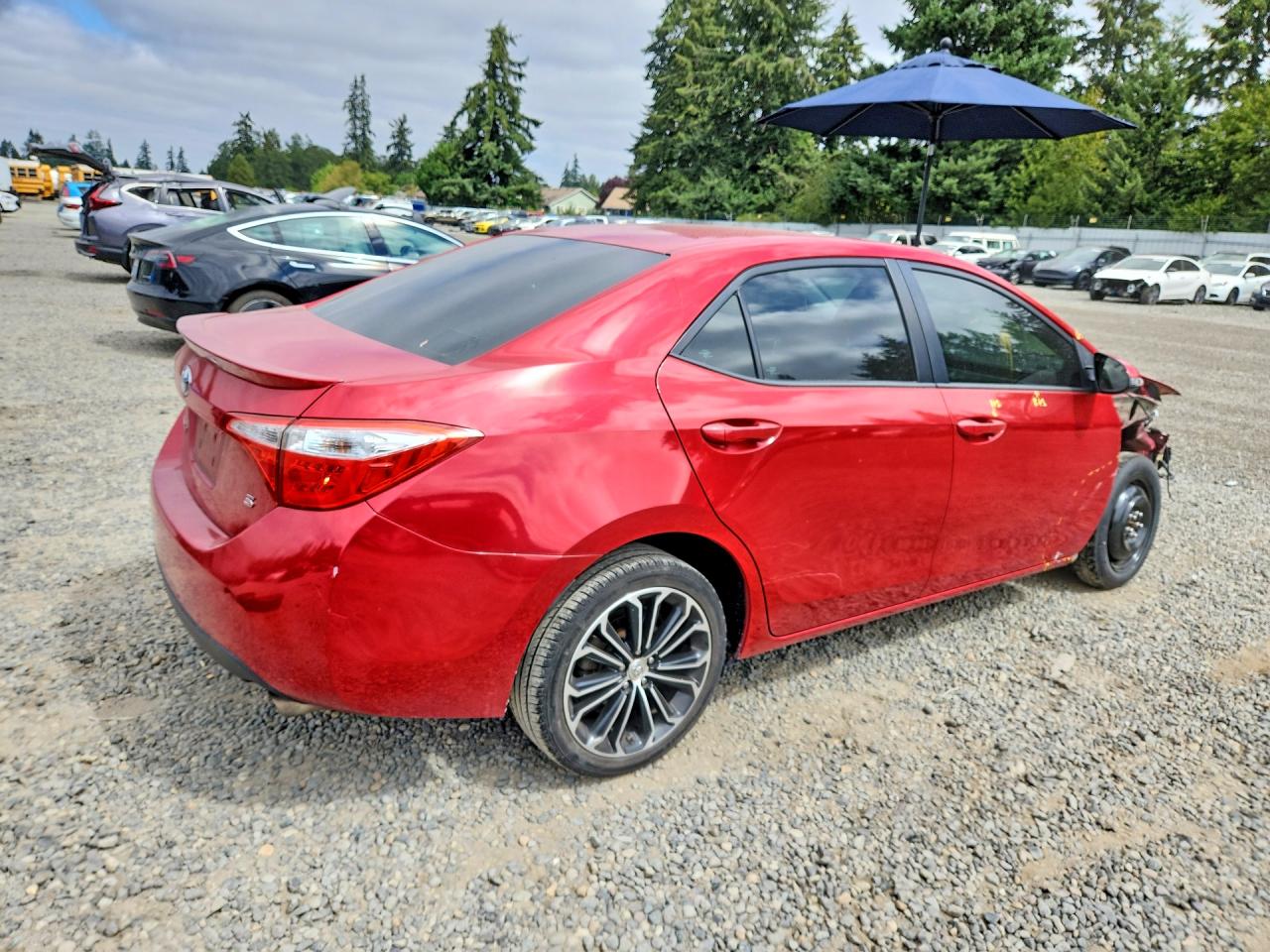 2015 Toyota Corolla S Plus Красный vin: 2T1BURHE1FC304342