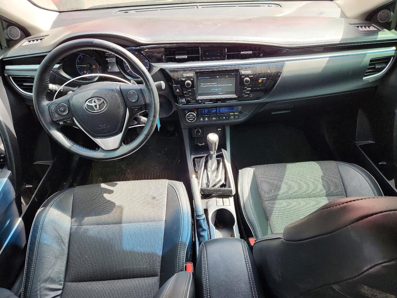 2015 Toyota Corolla S Plus Красный vin: 2T1BURHE1FC304342