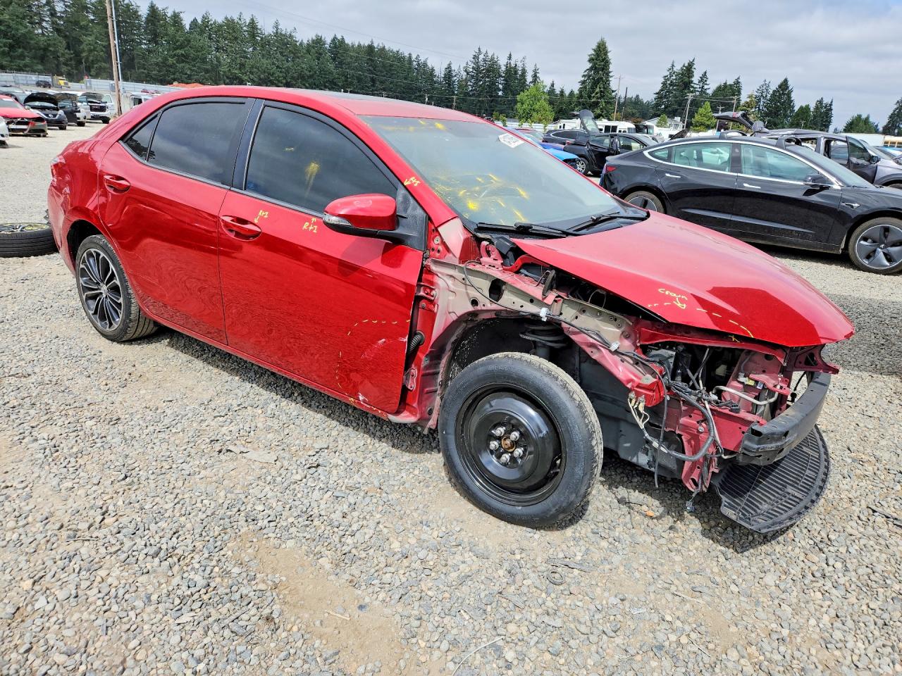 2015 Toyota Corolla S Plus Красный vin: 2T1BURHE1FC304342