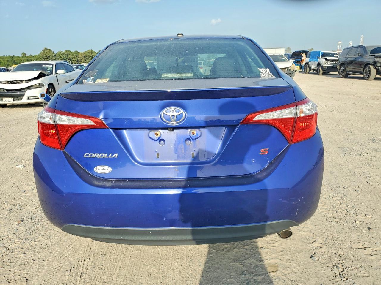 2015 Toyota Corolla S Plus Blue vin: 2T1BURHE1FC311520