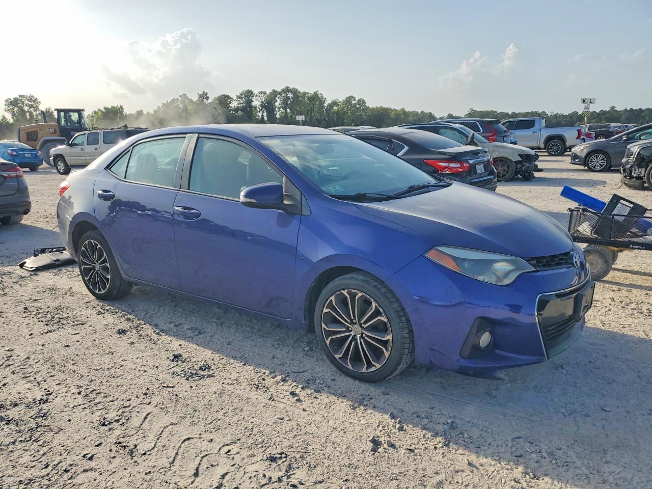 2015 Toyota Corolla S Plus Blue vin: 2T1BURHE1FC311520