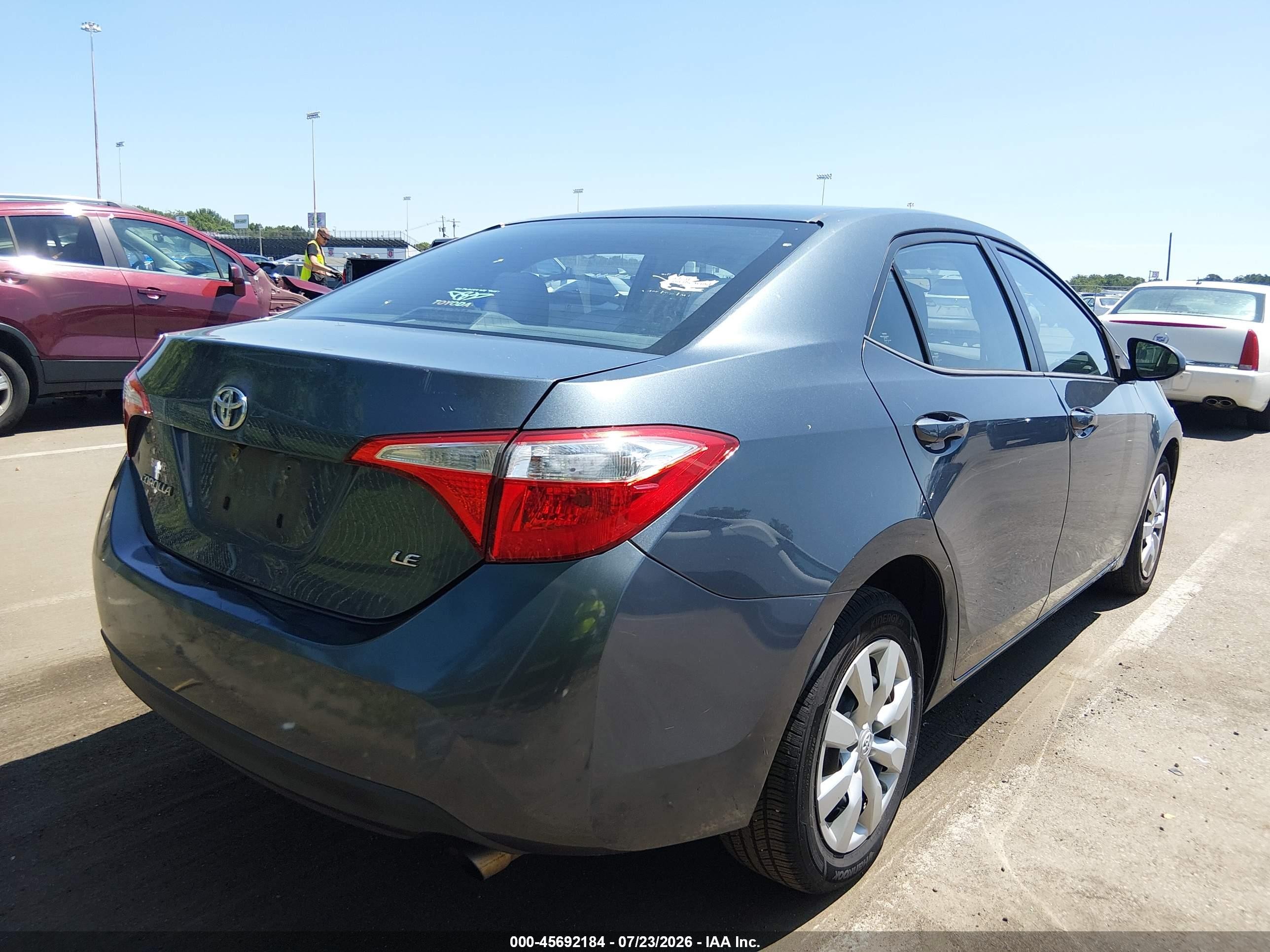 2015 Toyota Corolla Le Gray vin: 2T1BURHE1FC316538