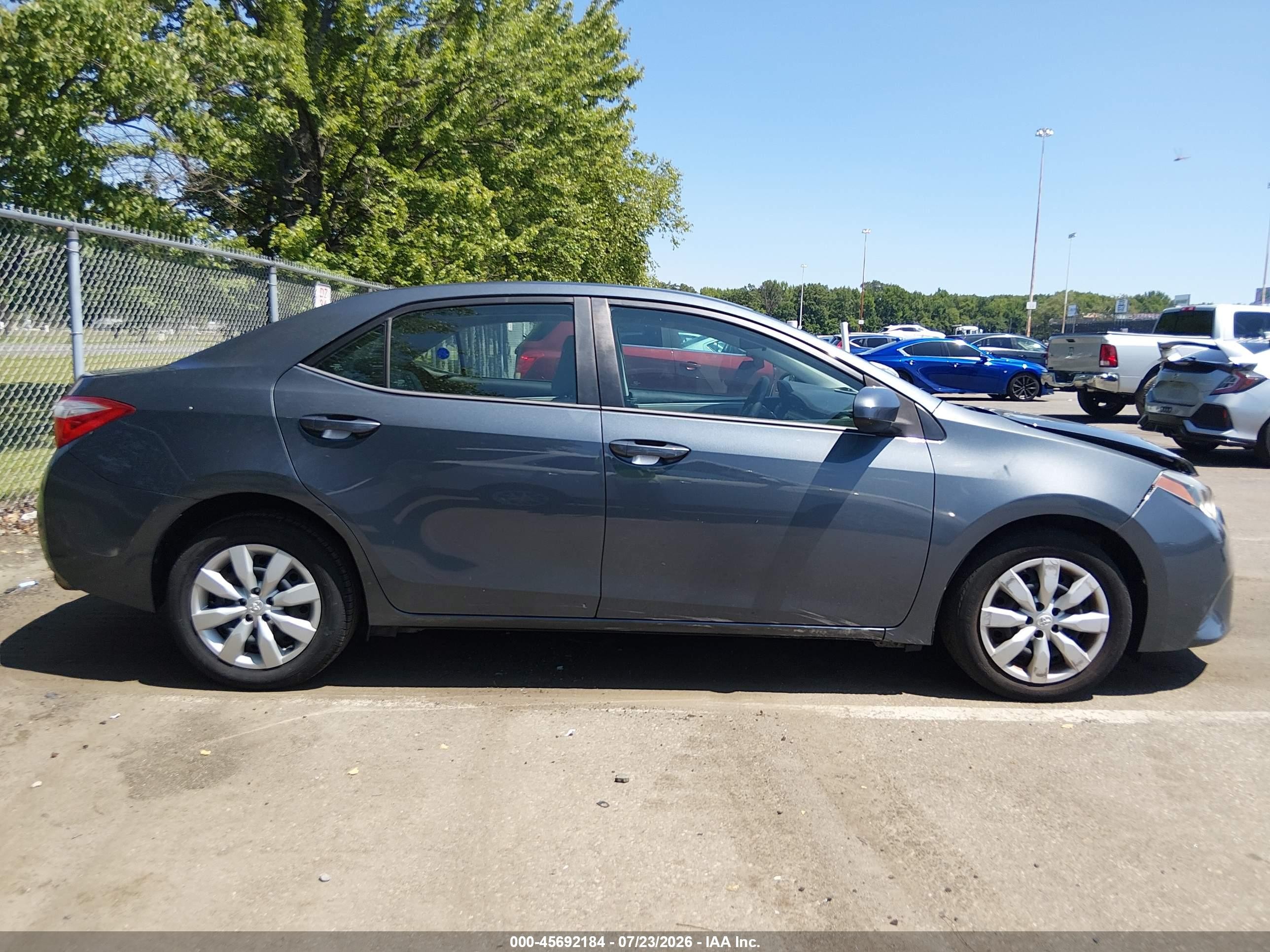 2015 Toyota Corolla Le Gray vin: 2T1BURHE1FC316538