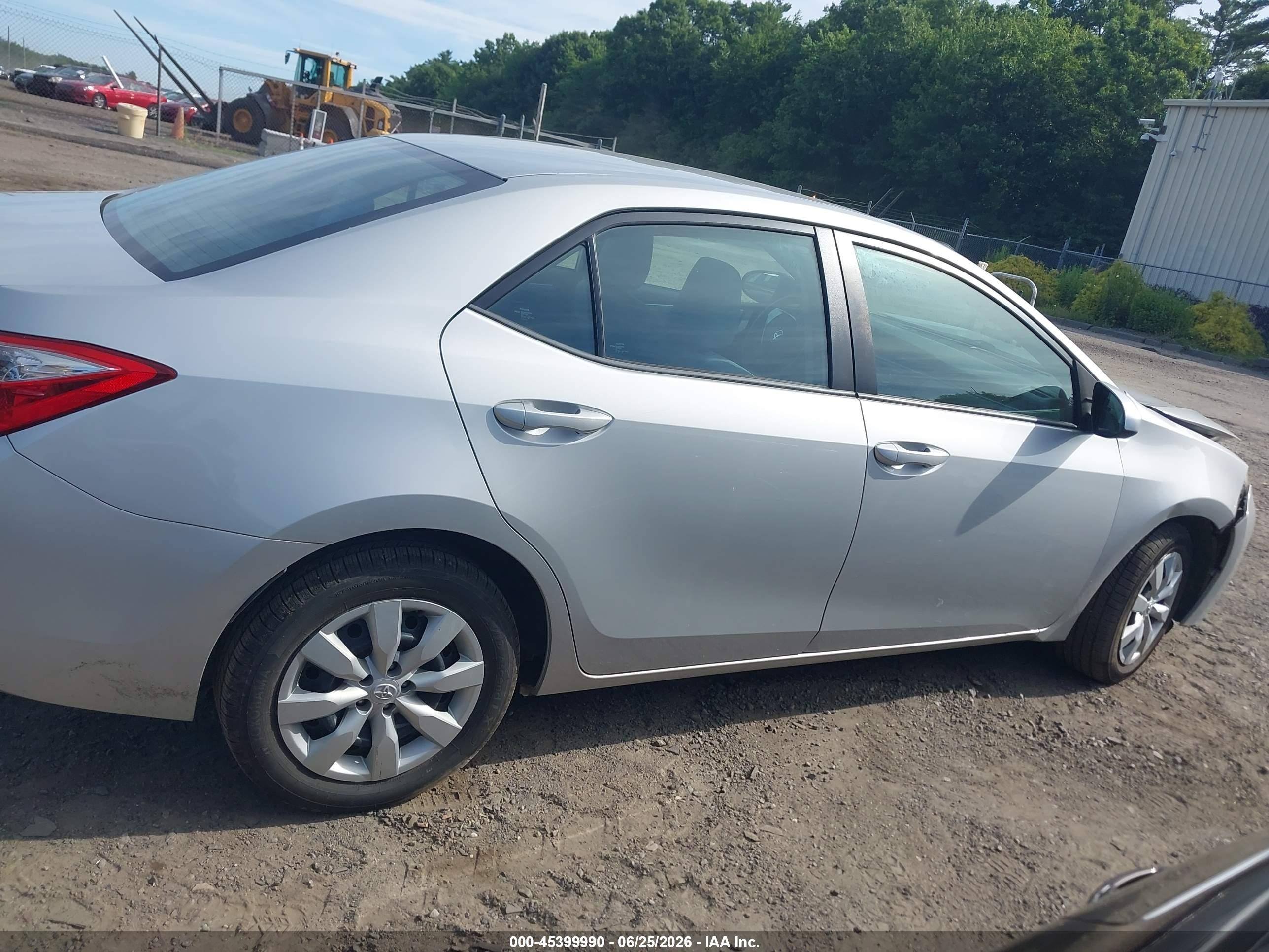 2015 Toyota Corolla Le Silver vin: 2T1BURHE1FC317916