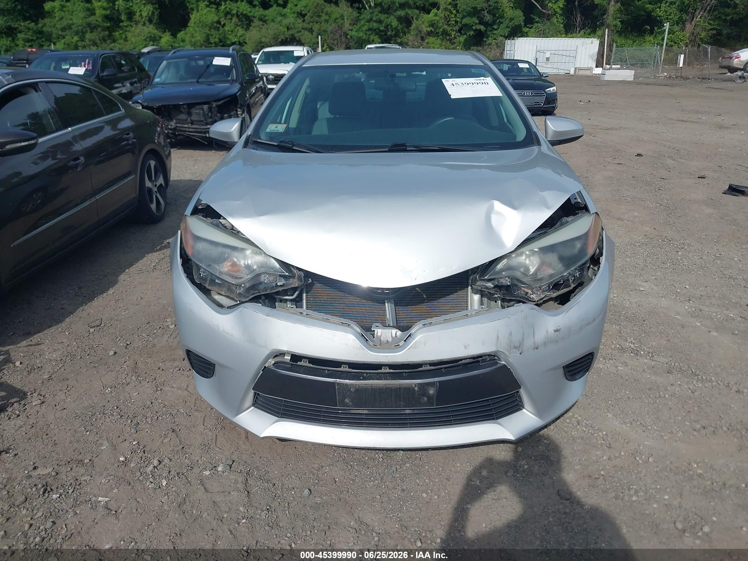 2015 Toyota Corolla Le Silver vin: 2T1BURHE1FC317916