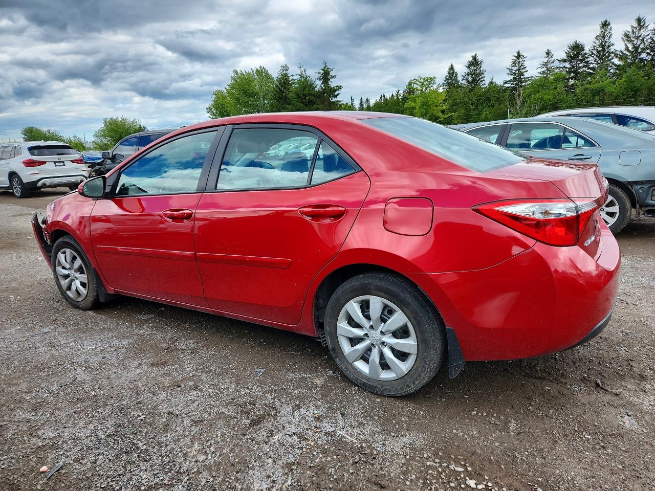 2015 Toyota Corolla L Red vin: 2T1BURHE1FC336952