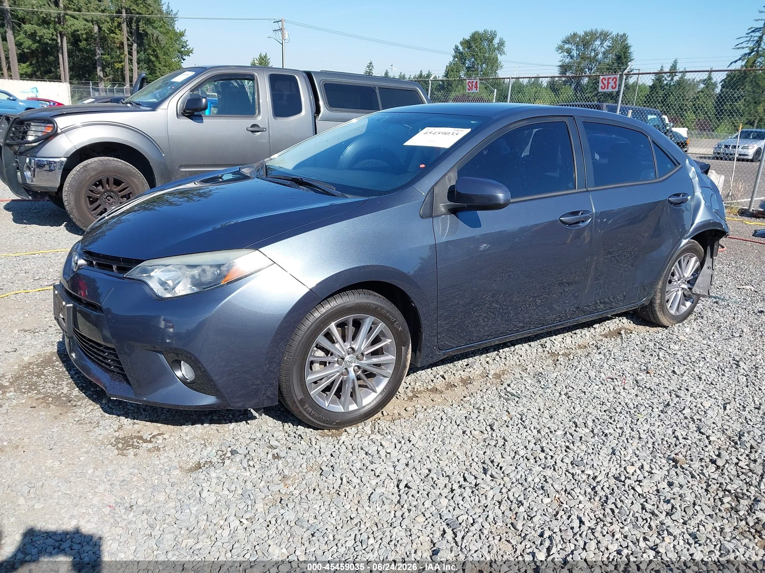 2015 Toyota Corolla Le Plus Blue vin: 2T1BURHE1FC348468